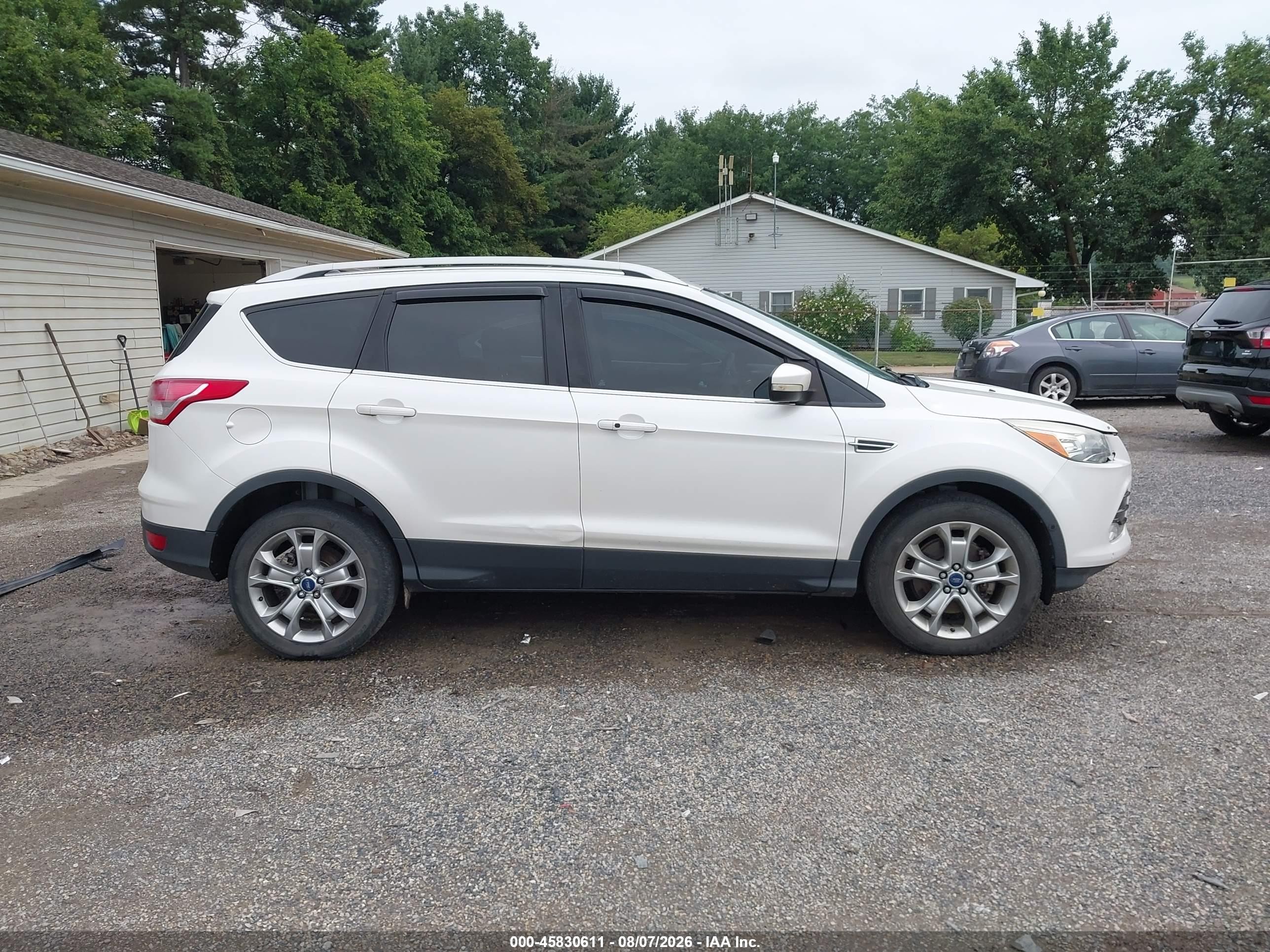 2014 Ford Escape Titanium White vin: 1FMCU9J99EUE45495