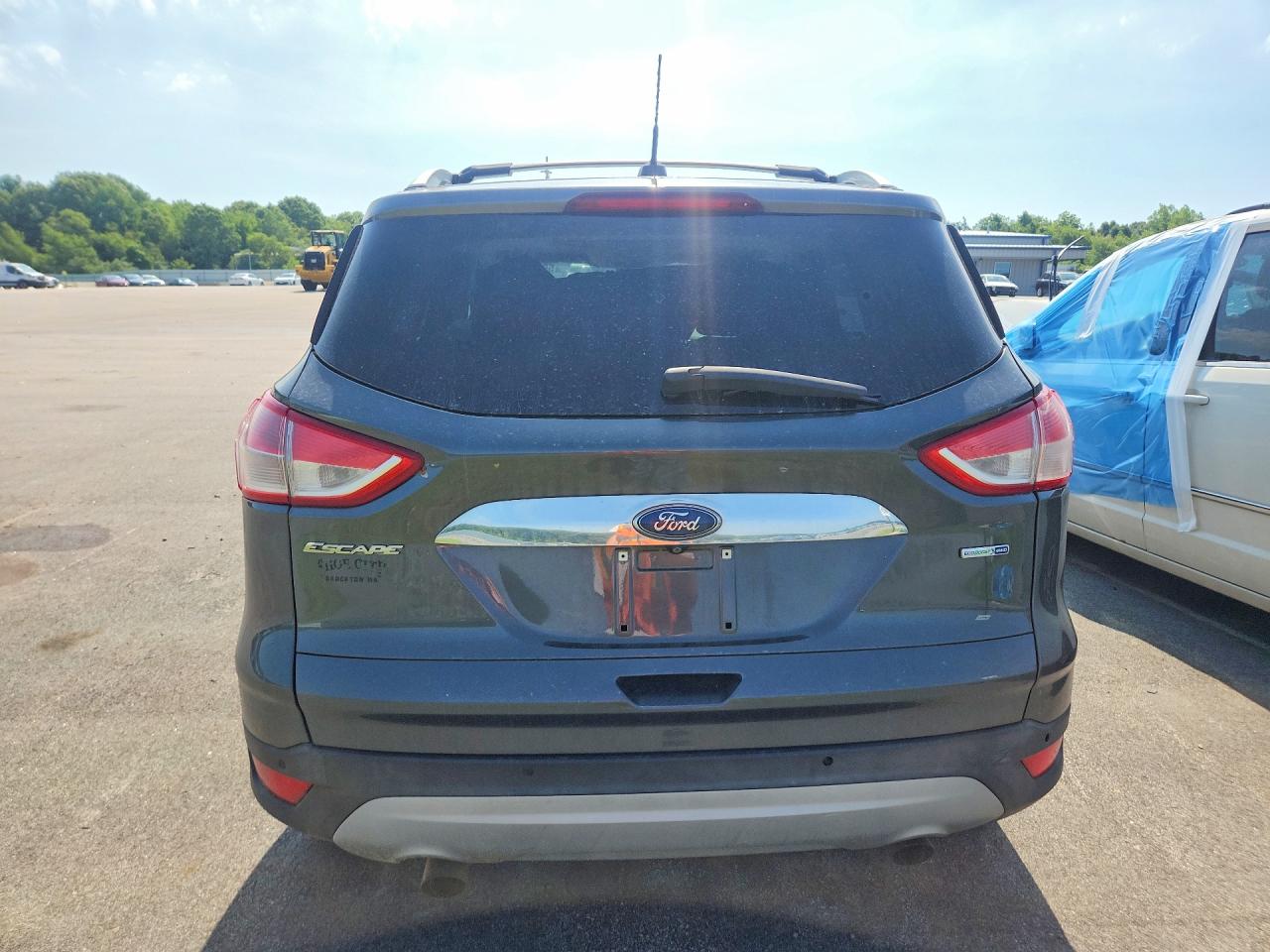 2015 Ford Escape Titanium Gray vin: 1FMCU9J99FUB22601