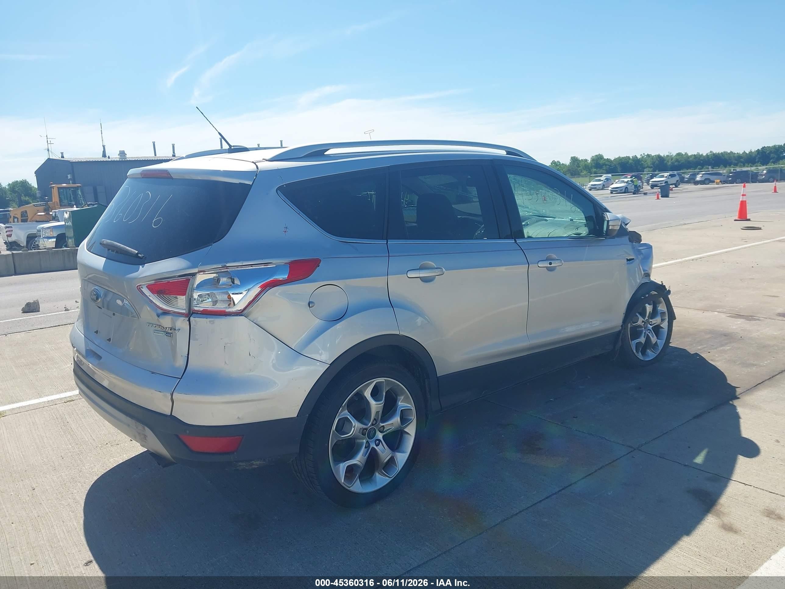 2015 Ford Escape Titanium Silver vin: 1FMCU9J99FUB38555