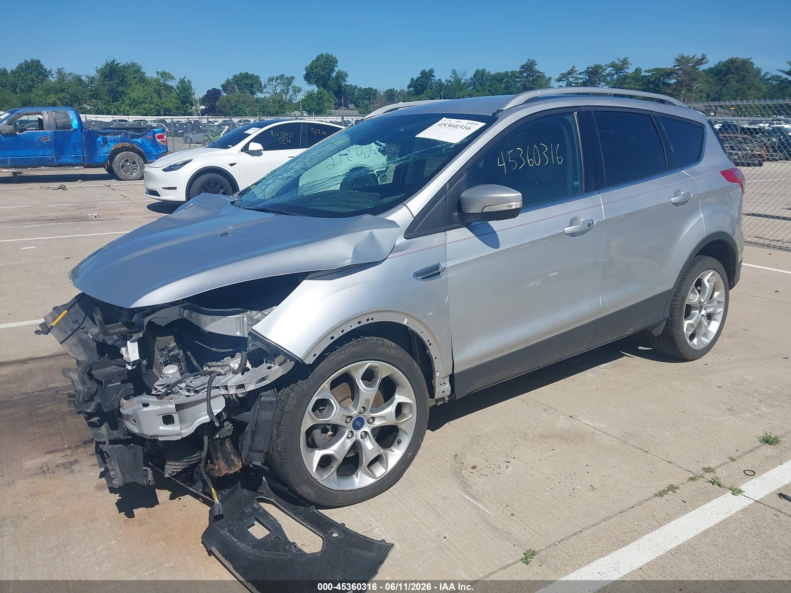 2015 Ford Escape Titanium Silver vin: 1FMCU9J99FUB38555