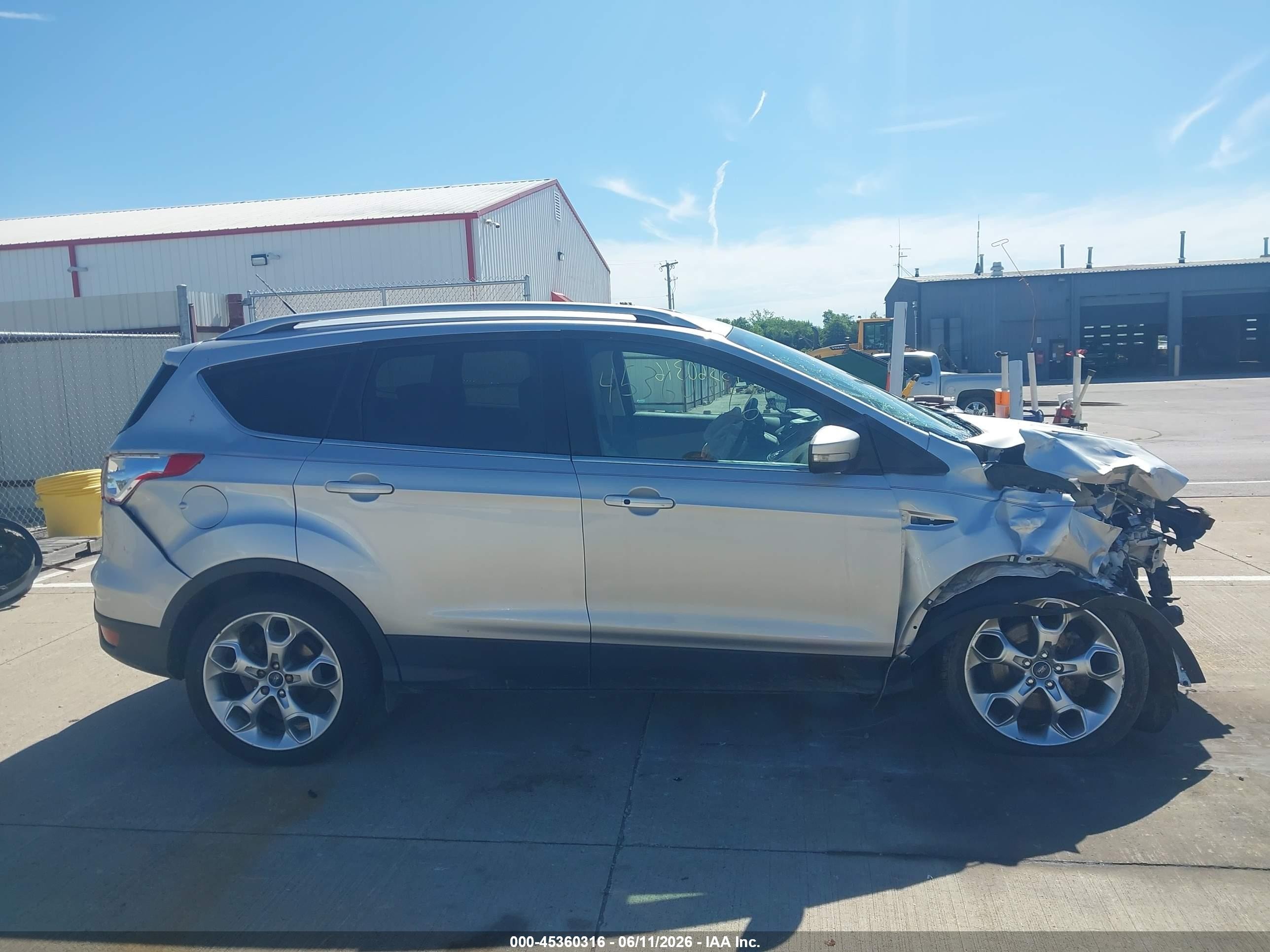 2015 Ford Escape Titanium Silver vin: 1FMCU9J99FUB38555