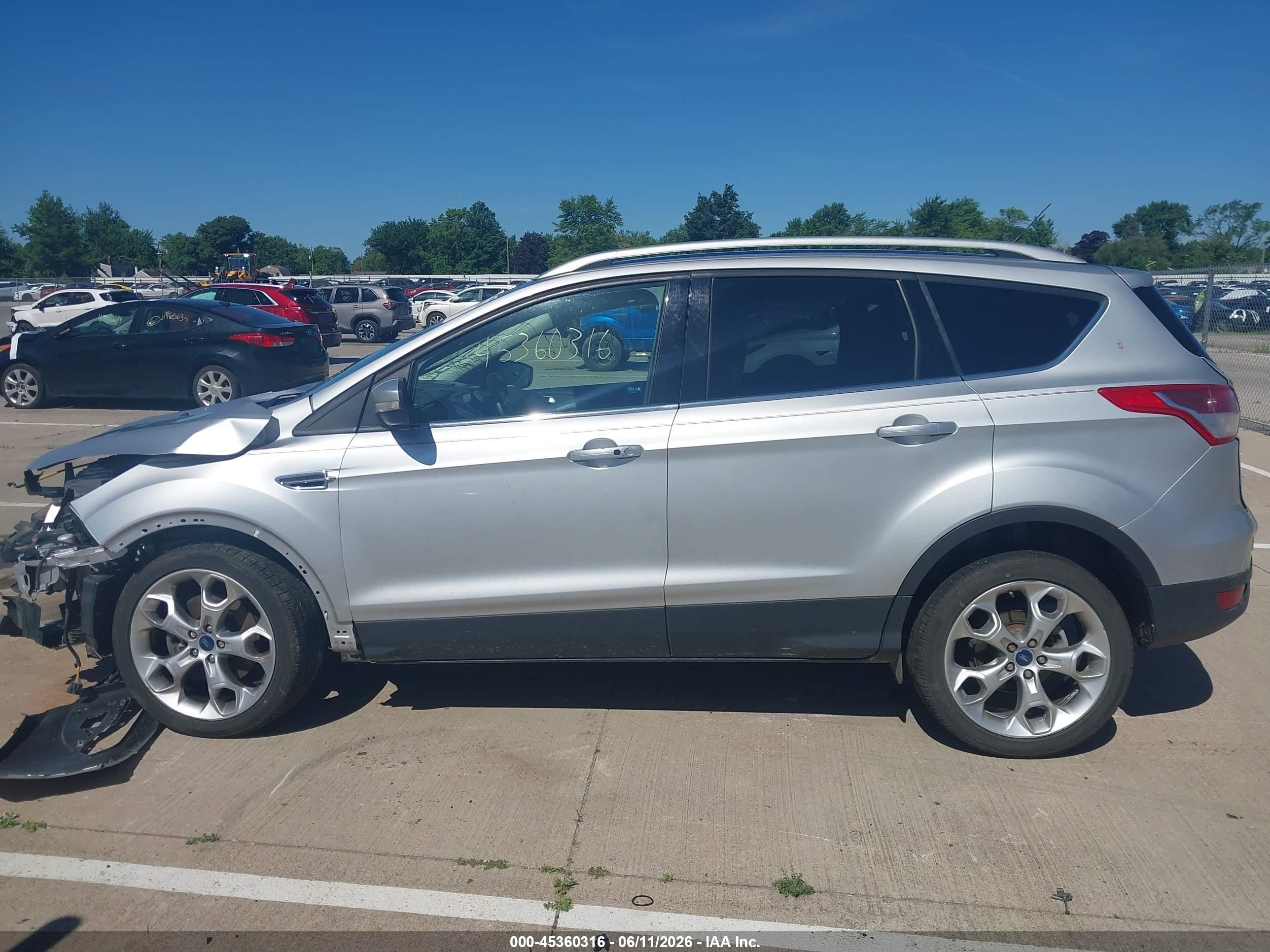 2015 Ford Escape Titanium Silver vin: 1FMCU9J99FUB38555