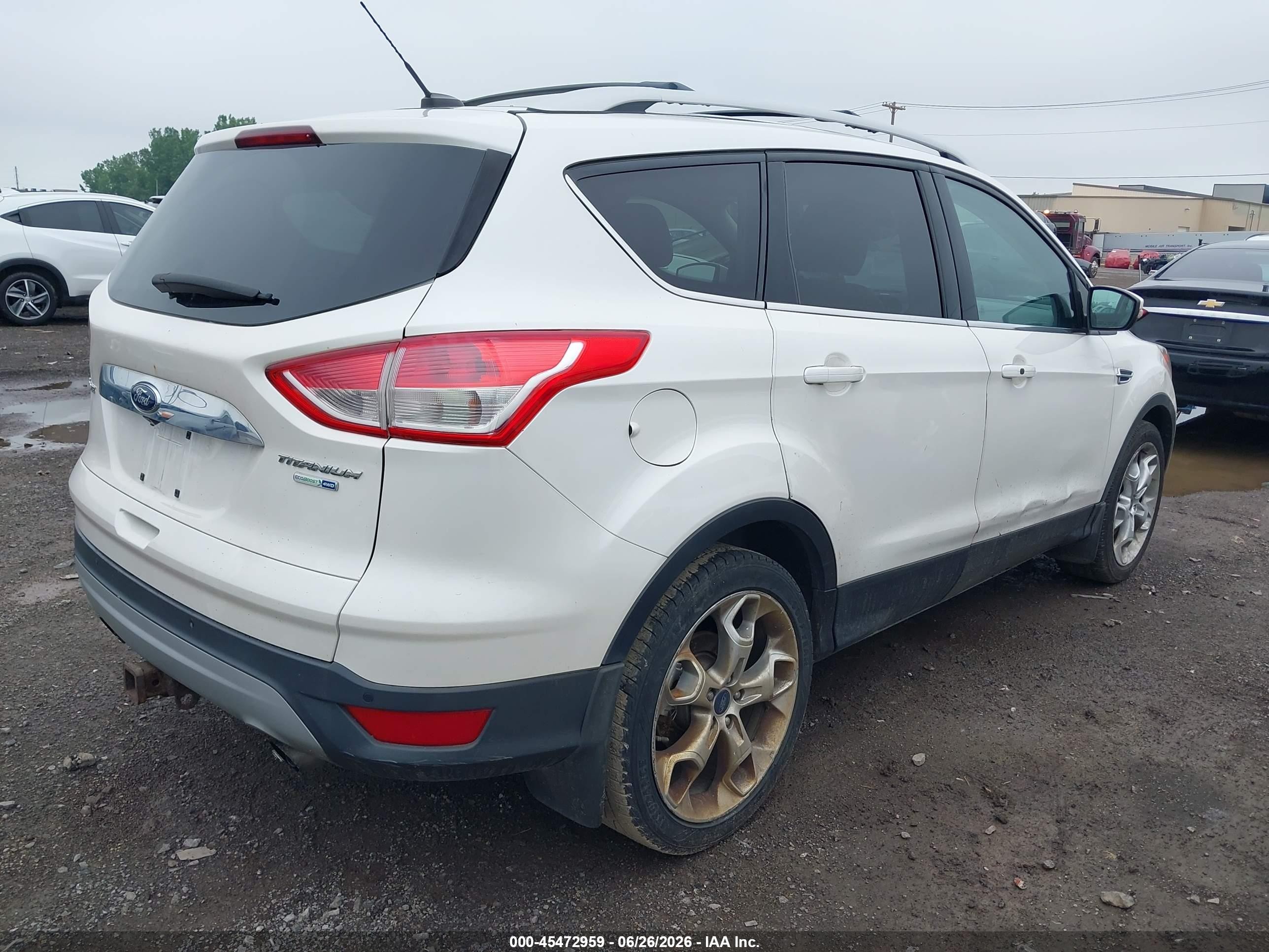 2015 Ford Escape Titanium Белый vin: 1FMCU9J99FUC02402