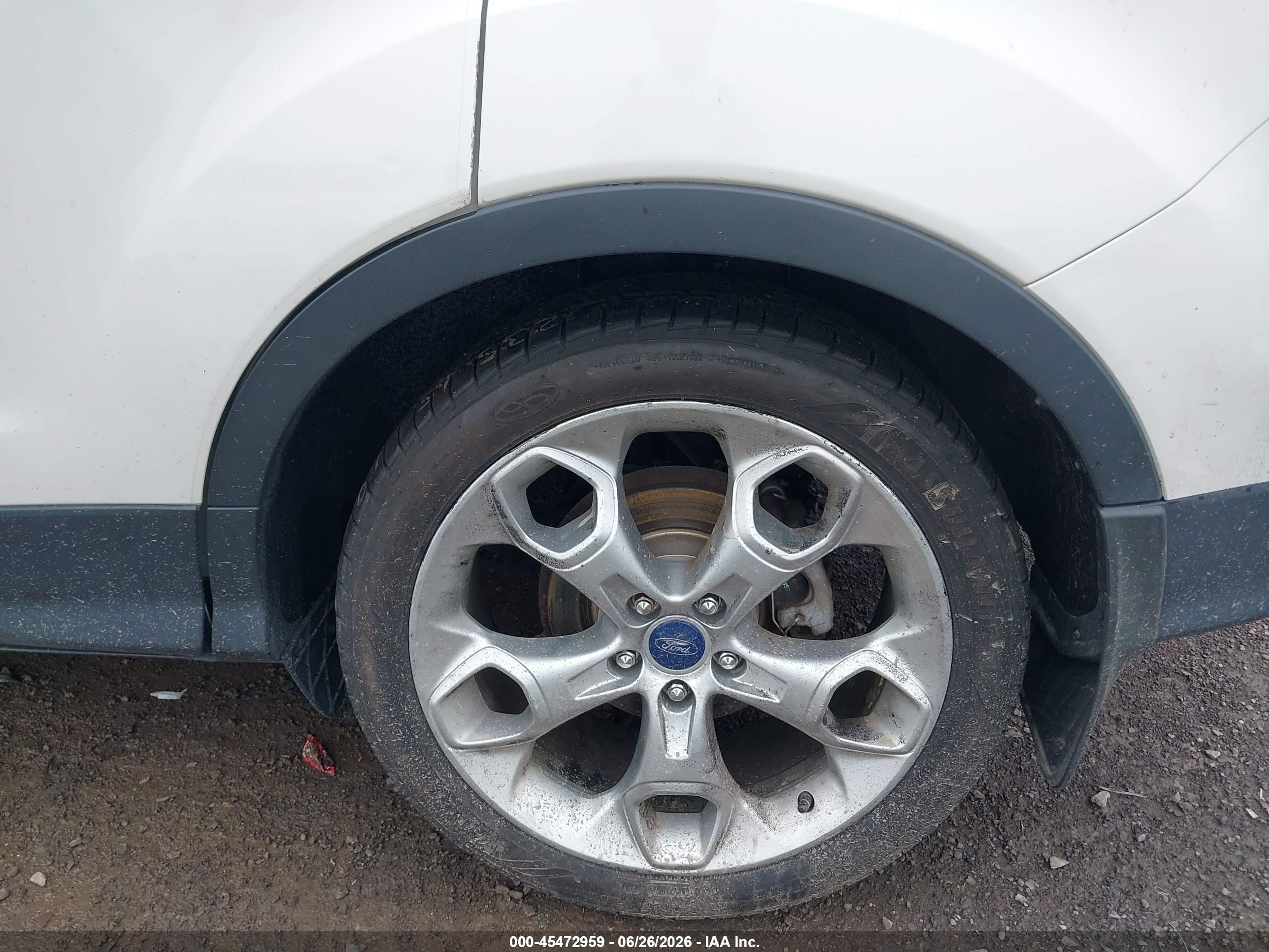 2015 Ford Escape Titanium Белый vin: 1FMCU9J99FUC02402
