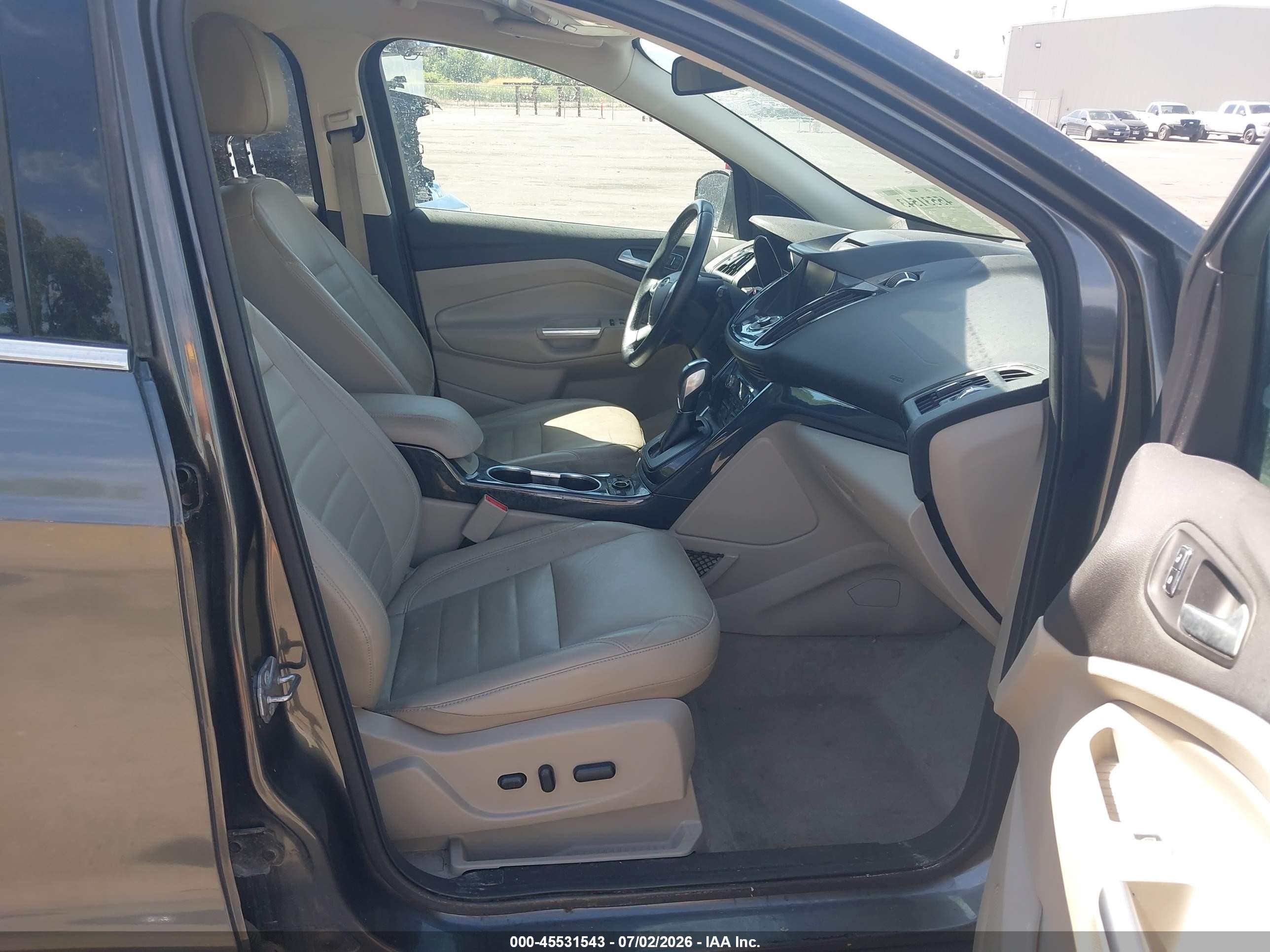 2015 Ford Escape Titanium Gray vin: 1FMCU9J99FUC06594