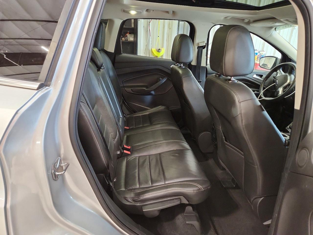 2015 Ford Escape Titanium Silver vin: 1FMCU9J99FUC64351