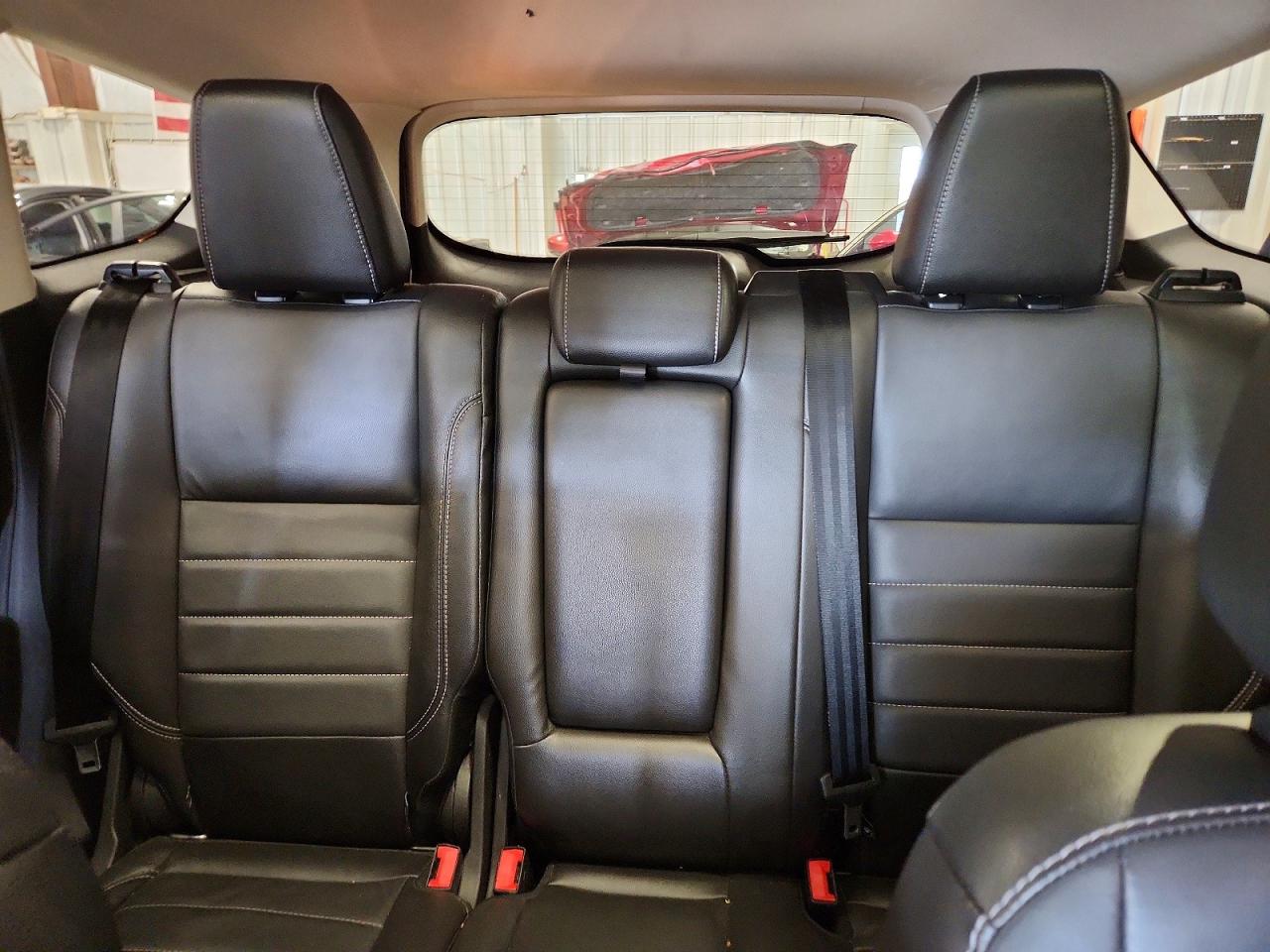 2015 Ford Escape Titanium Silver vin: 1FMCU9J99FUC64351