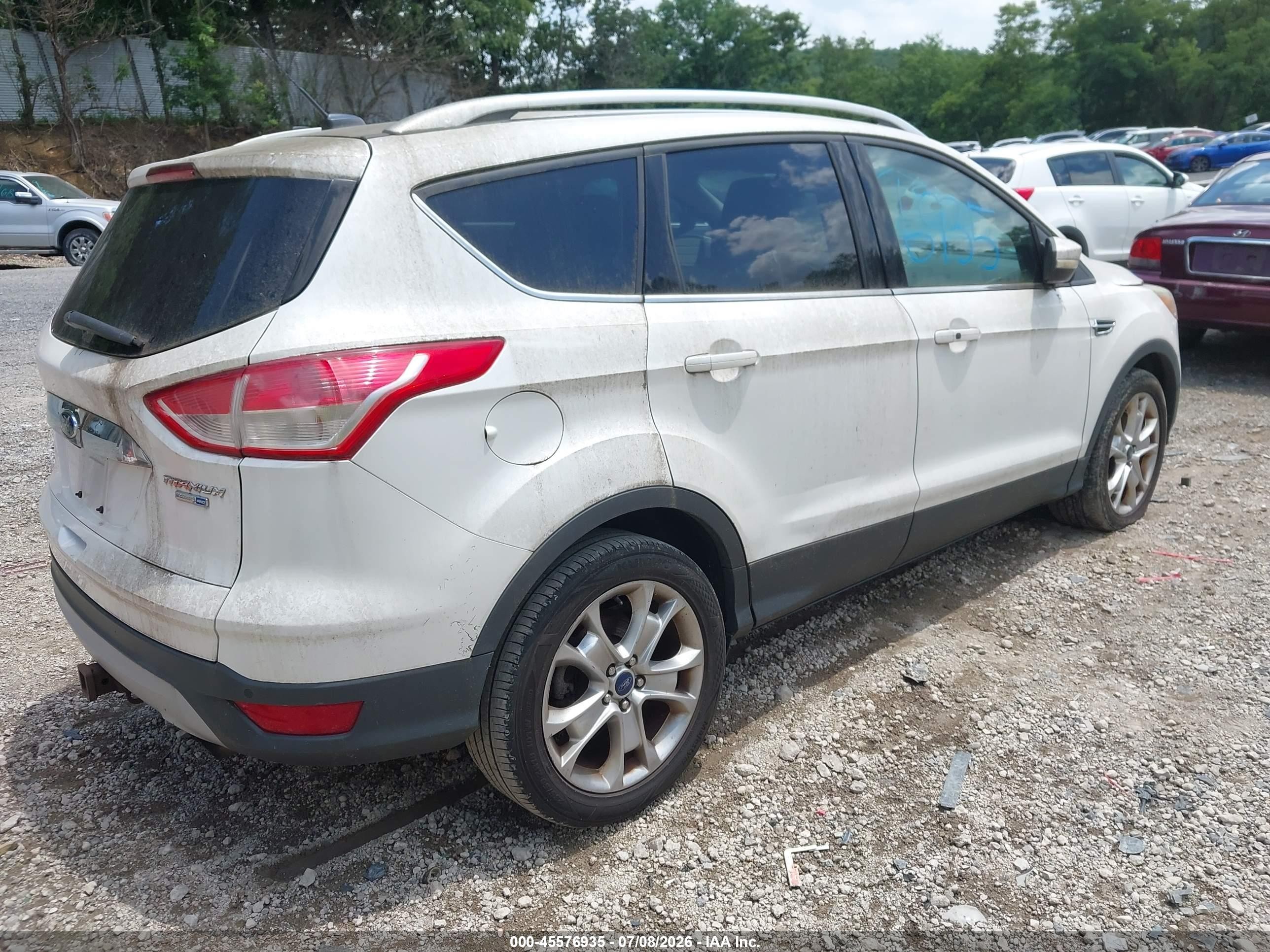 2015 Ford Escape Titanium White vin: 1FMCU9J99FUC75804