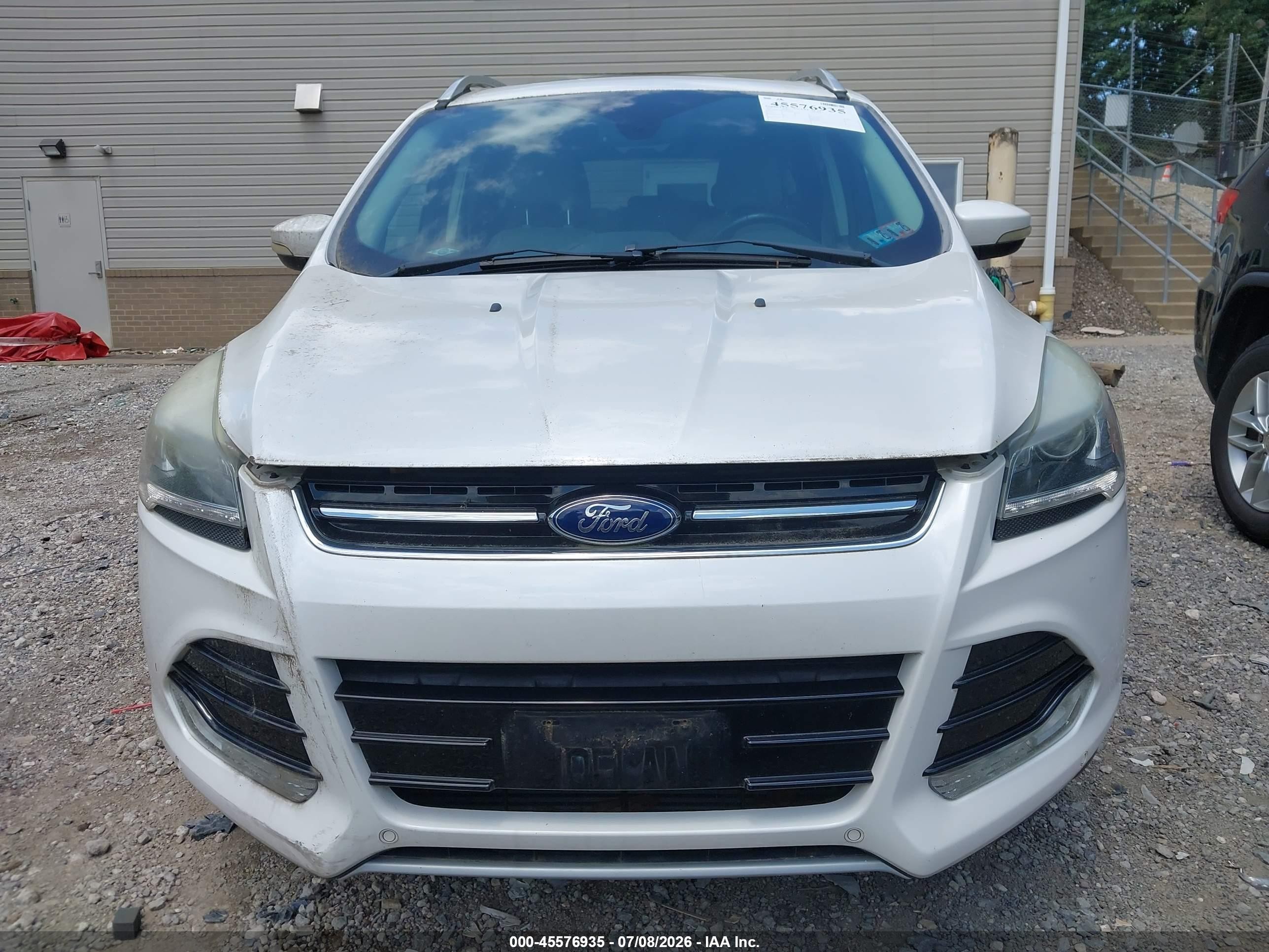 2015 Ford Escape Titanium White vin: 1FMCU9J99FUC75804