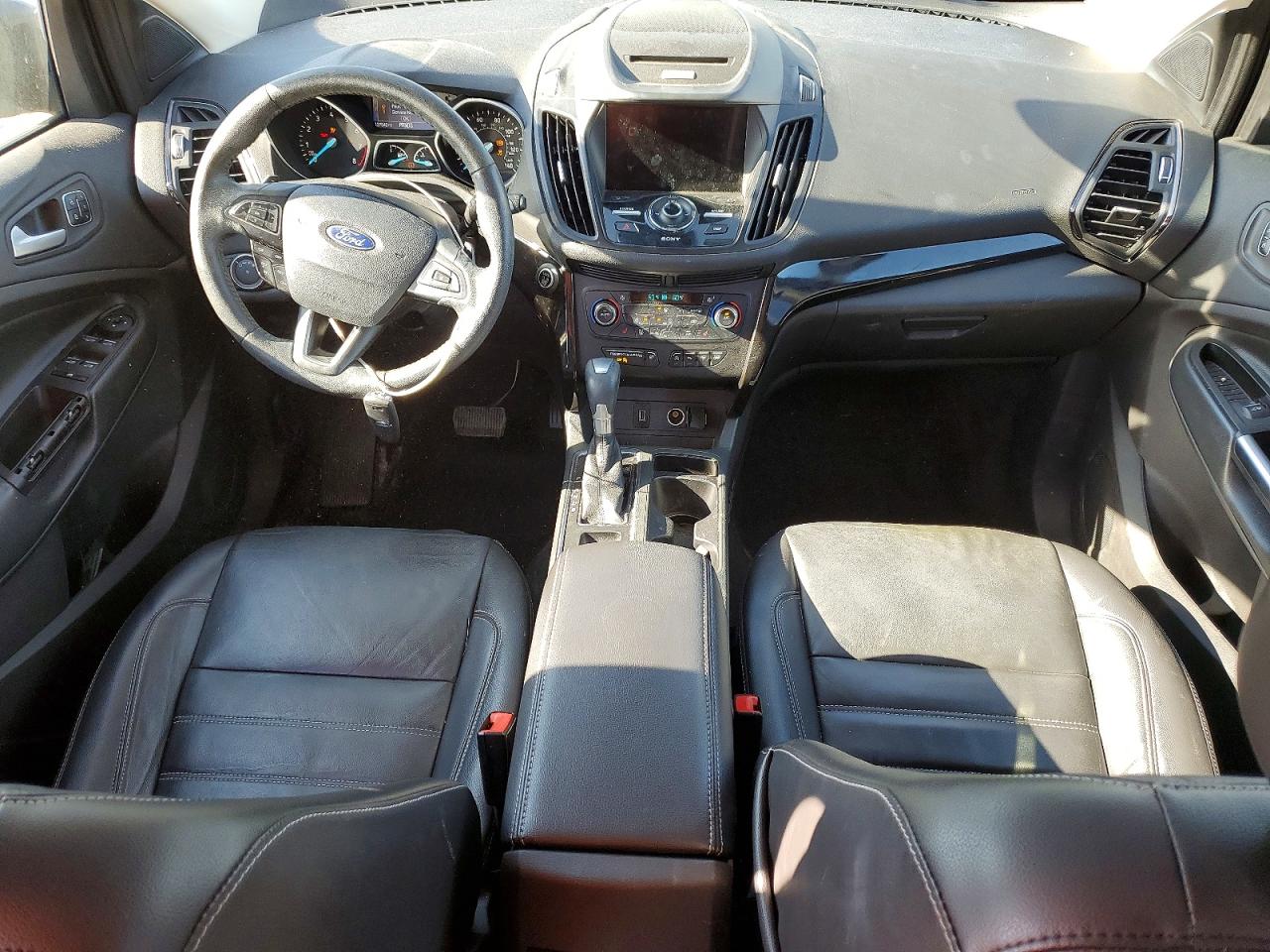 2017 Ford Escape Titanium Charcoal vin: 1FMCU9J99HUB65547