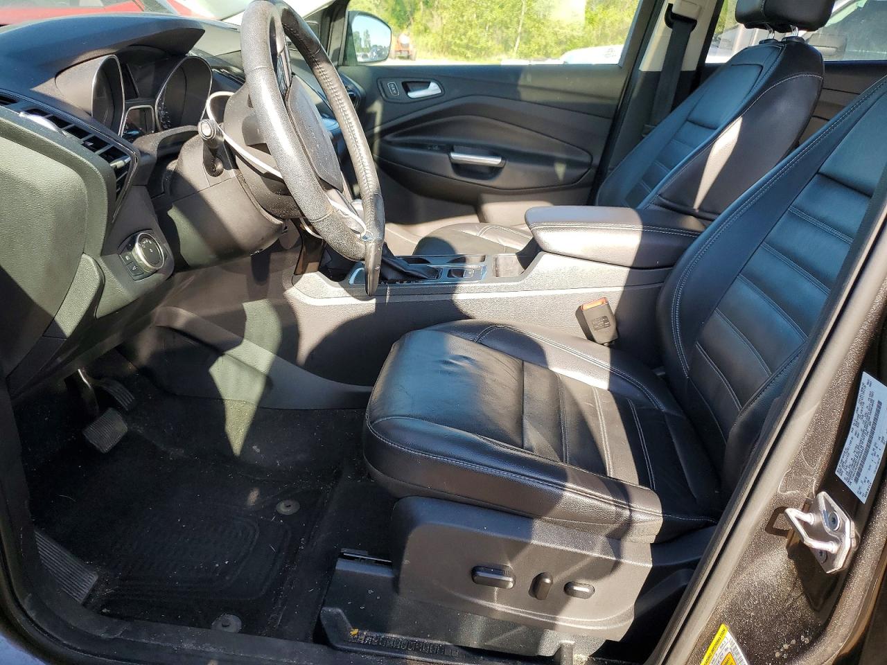 2017 Ford Escape Titanium Charcoal vin: 1FMCU9J99HUB65547