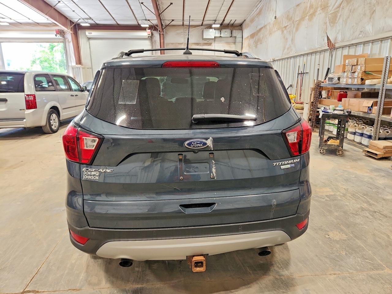 2019 Ford Escape Titanium Blue vin: 1FMCU9J99KUA73488