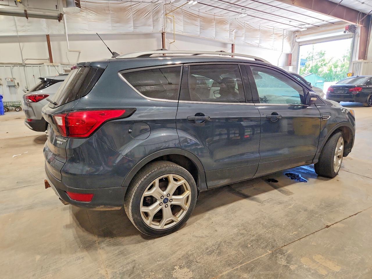 2019 Ford Escape Titanium Blue vin: 1FMCU9J99KUA73488