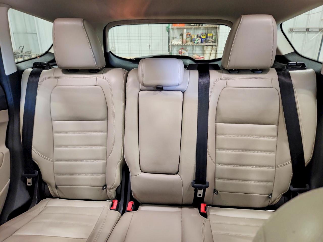 2019 Ford Escape Titanium Blue vin: 1FMCU9J99KUA73488