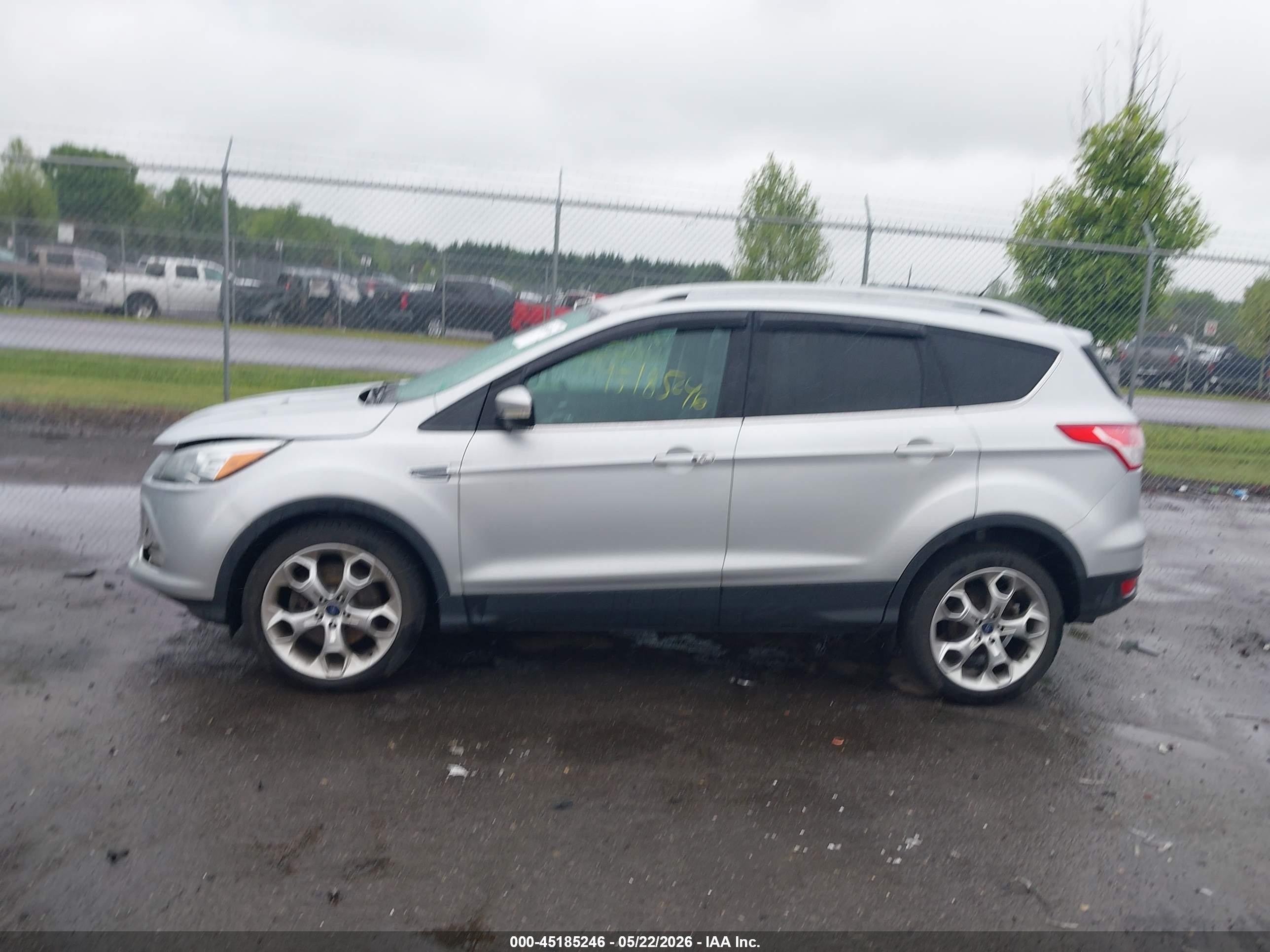 2013 Ford Escape Titanium Silver vin: 1FMCU9J9XDUA72174