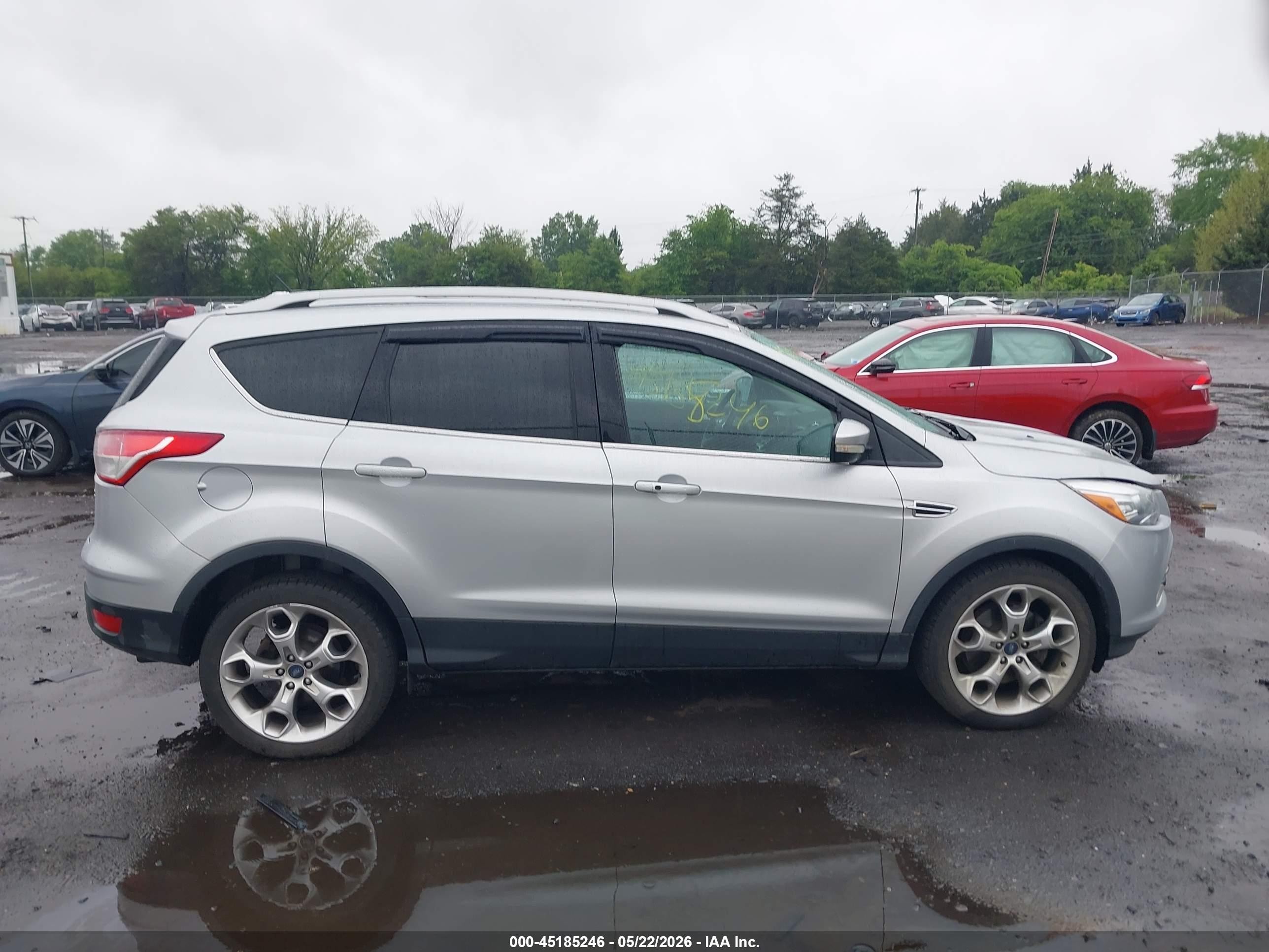 2013 Ford Escape Titanium Silver vin: 1FMCU9J9XDUA72174