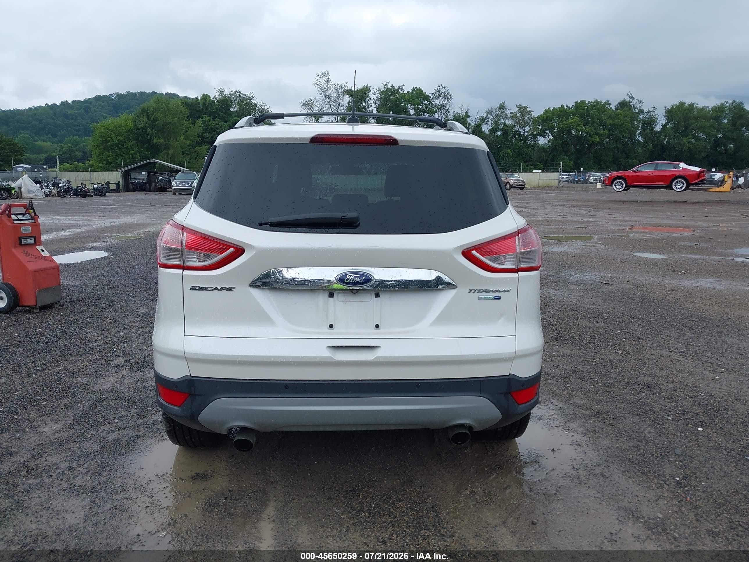 2014 Ford Escape Titanium White vin: 1FMCU9J9XEUA12011