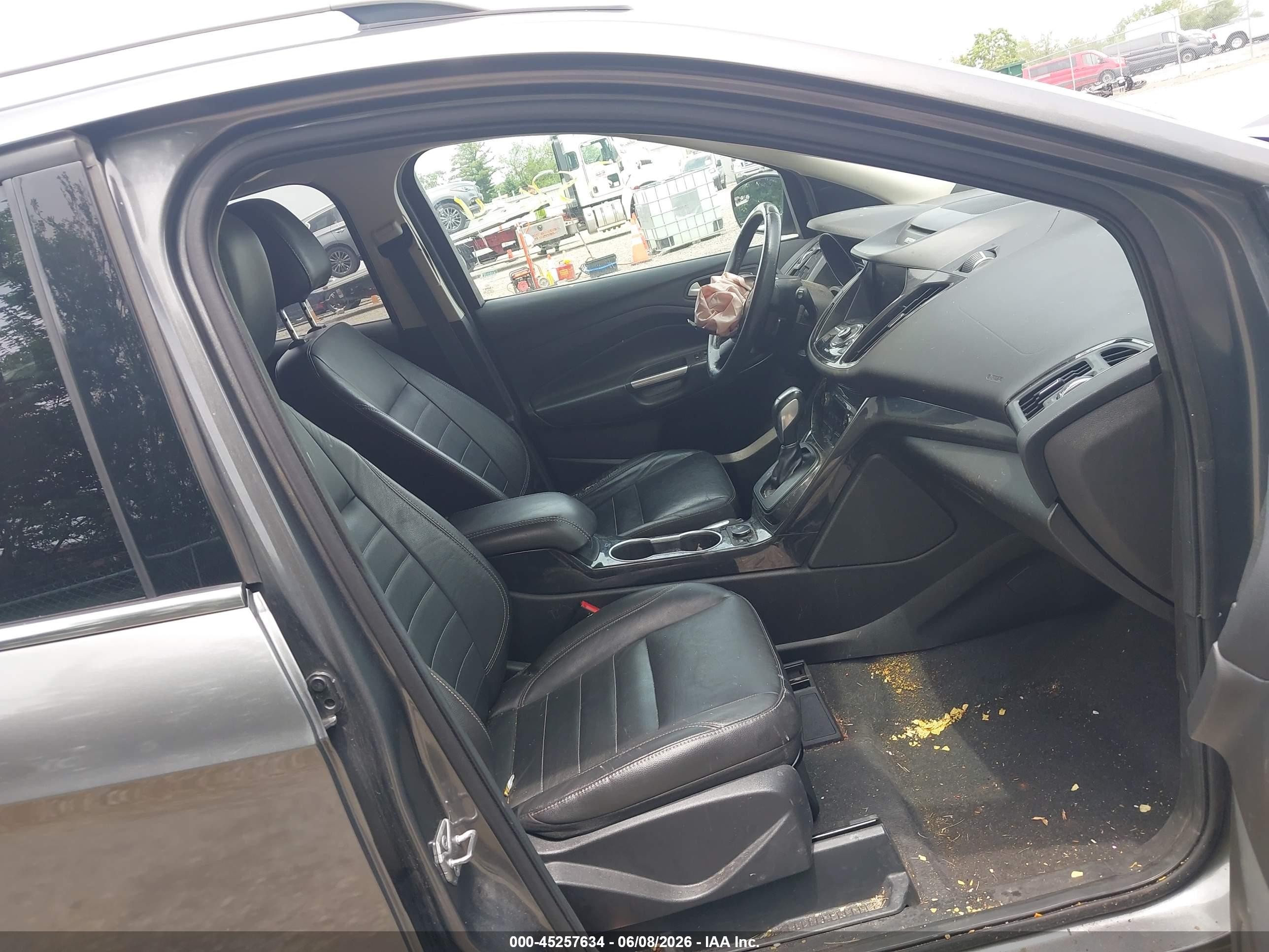 2014 Ford Escape Titanium Black vin: 1FMCU9J9XEUD07528