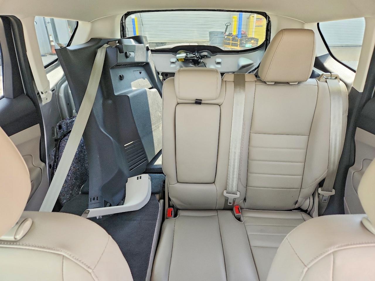 2014 Ford Escape Titanium Silver vin: 1FMCU9J9XEUD17167