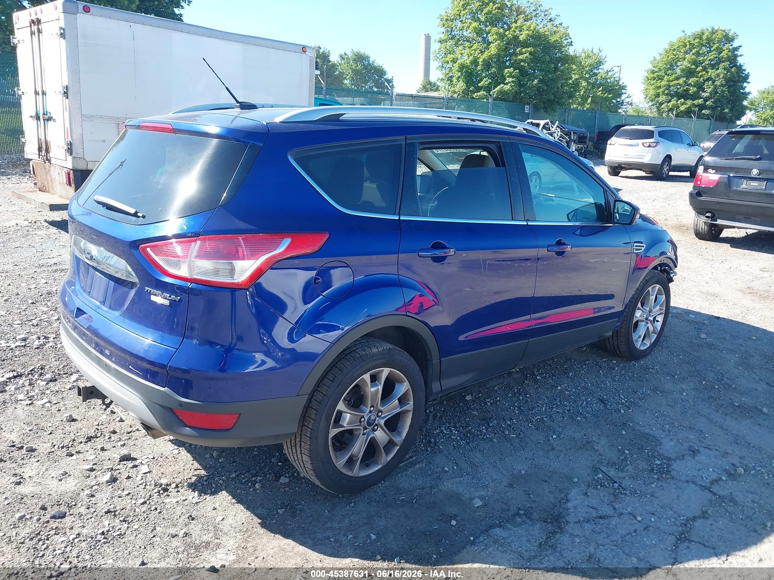 2014 Ford Escape Titanium Blue vin: 1FMCU9J9XEUD55725