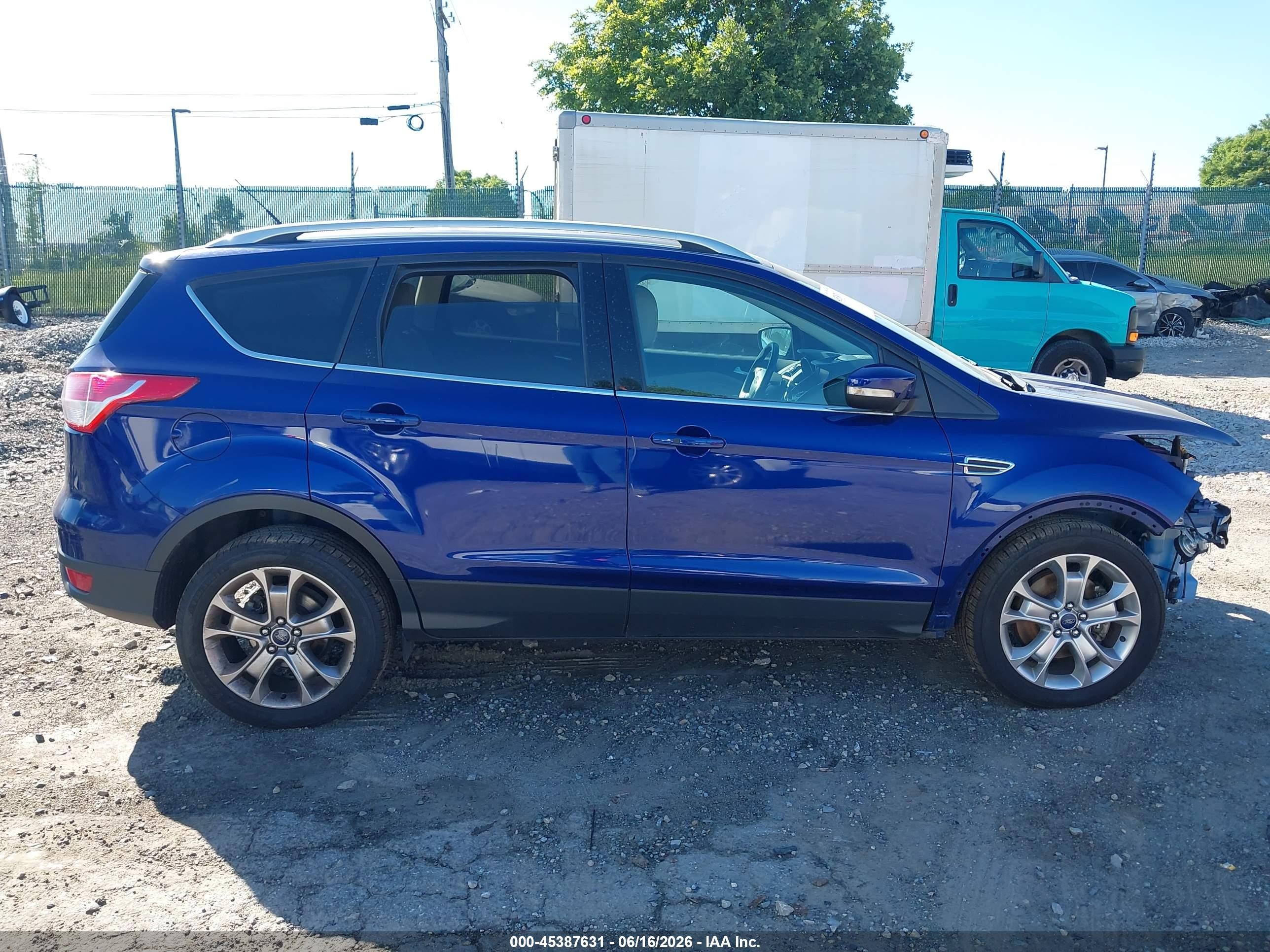 2014 Ford Escape Titanium Blue vin: 1FMCU9J9XEUD55725