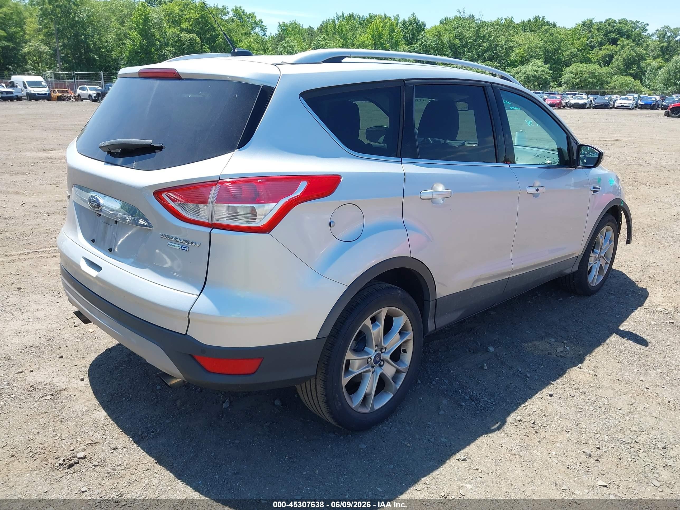 2014 Ford Escape Titanium Silver vin: 1FMCU9J9XEUD69558