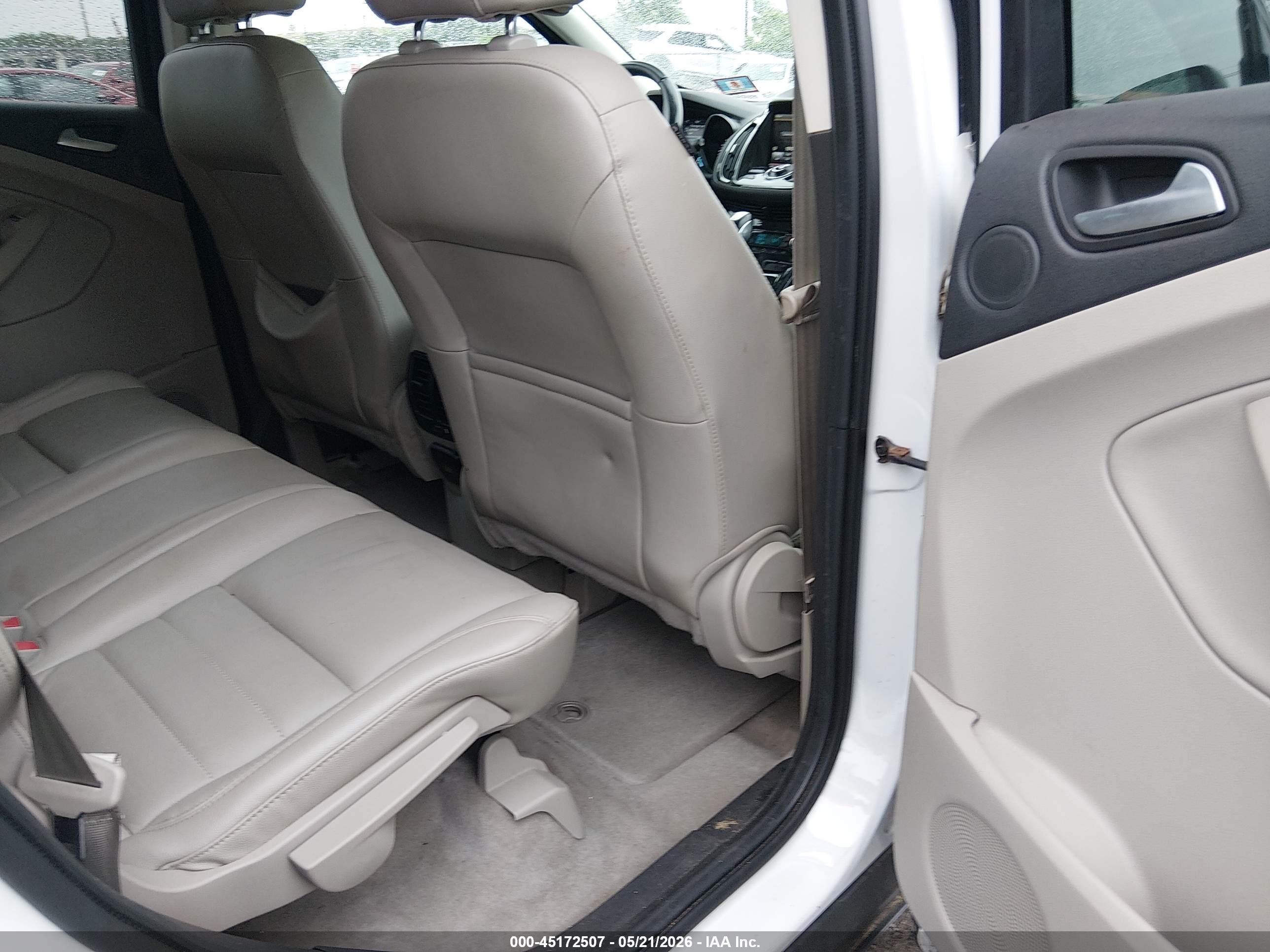 2014 Ford Escape Titanium White vin: 1FMCU9J9XEUD97991
