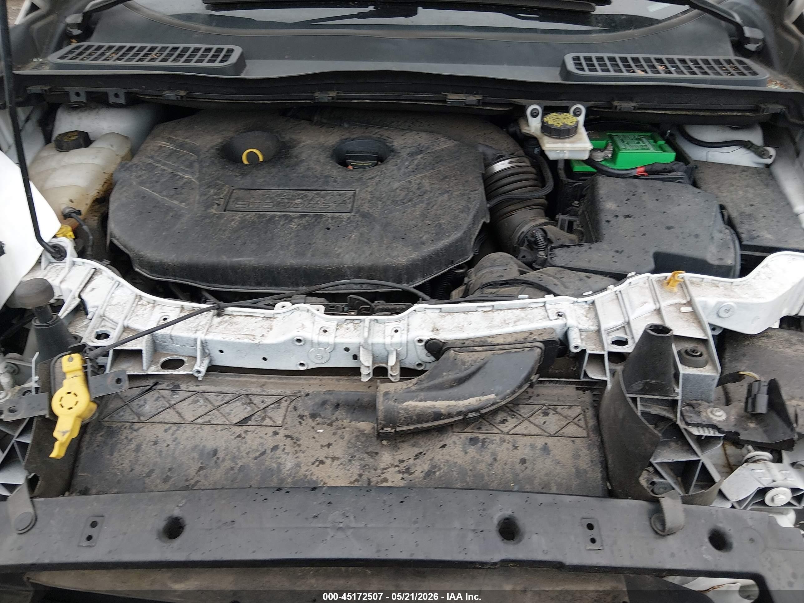 2014 Ford Escape Titanium White vin: 1FMCU9J9XEUD97991