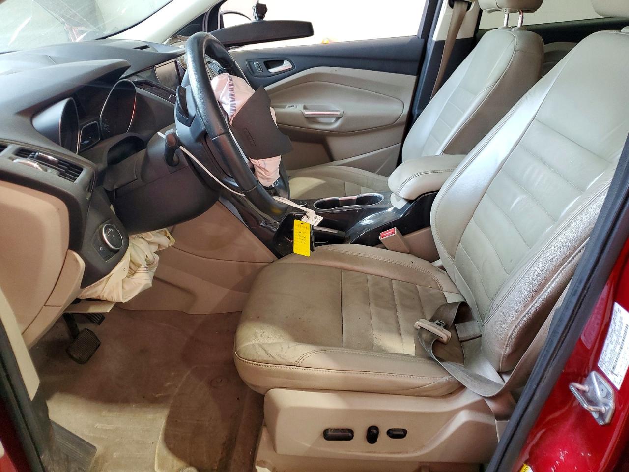 2015 Ford Escape Titanium Burgundy vin: 1FMCU9J9XFUB15639