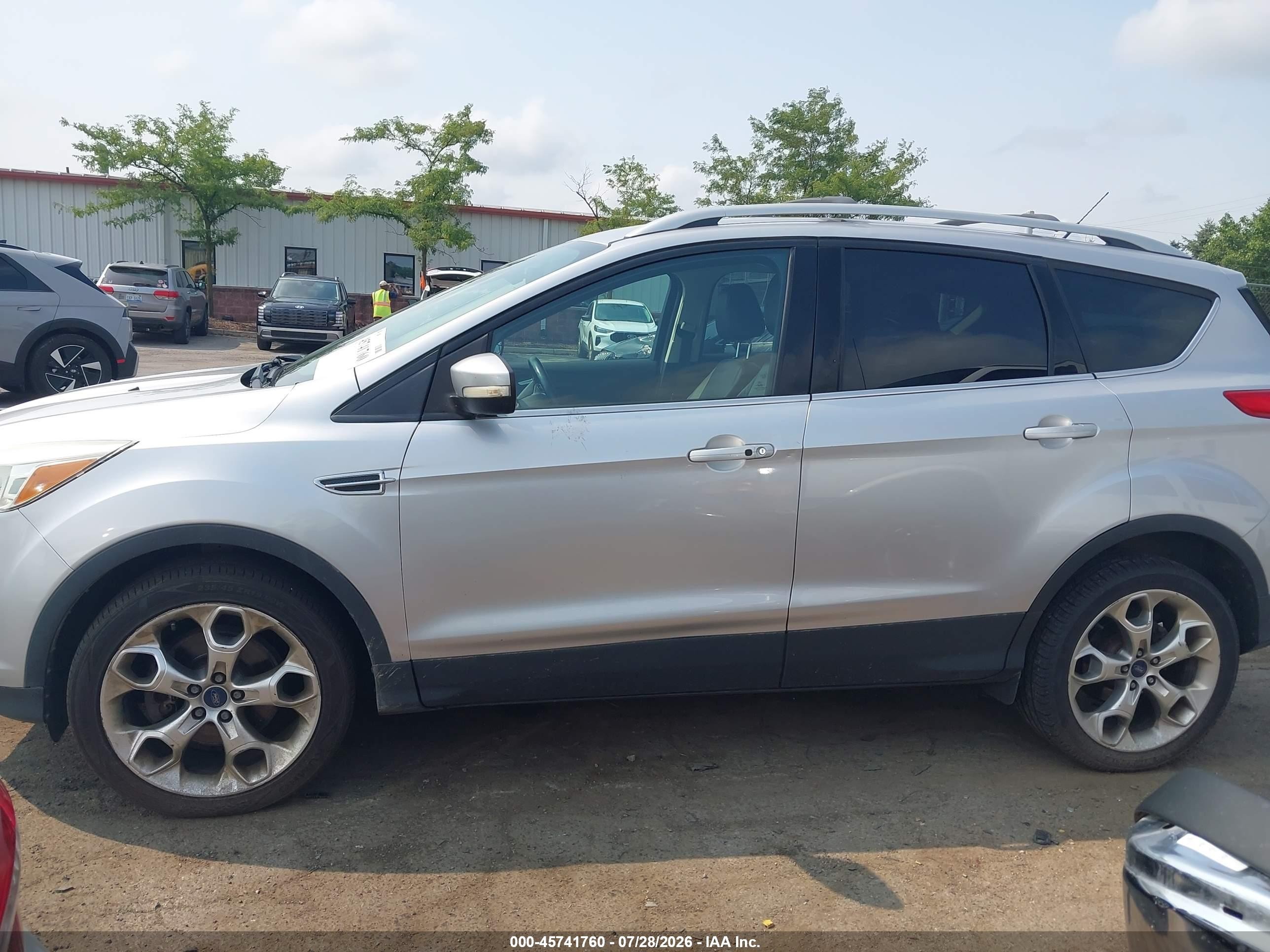 2015 Ford Escape Titanium Silver vin: 1FMCU9J9XFUB18220