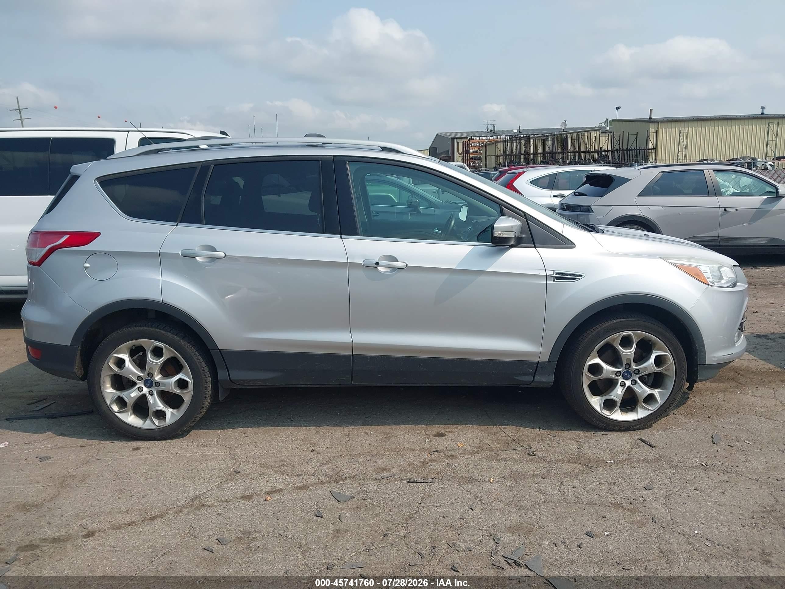 2015 Ford Escape Titanium Silver vin: 1FMCU9J9XFUB18220