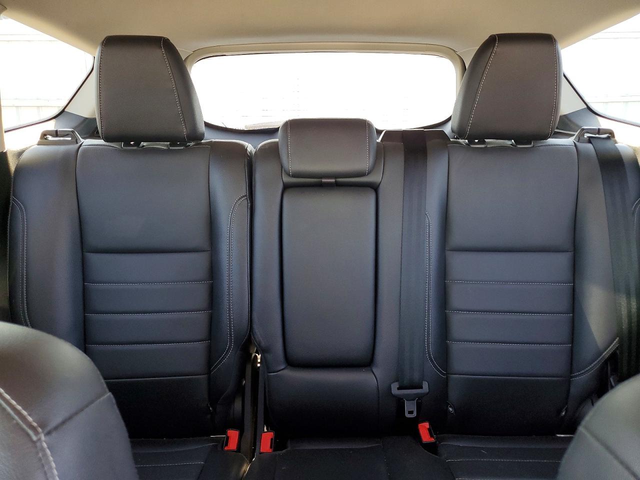 2015 Ford Escape Titanium Silver vin: 1FMCU9J9XFUB23305