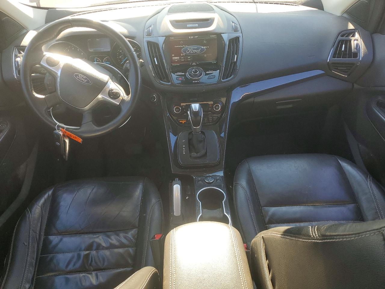 2015 Ford Escape Titanium Red vin: 1FMCU9J9XFUB50004