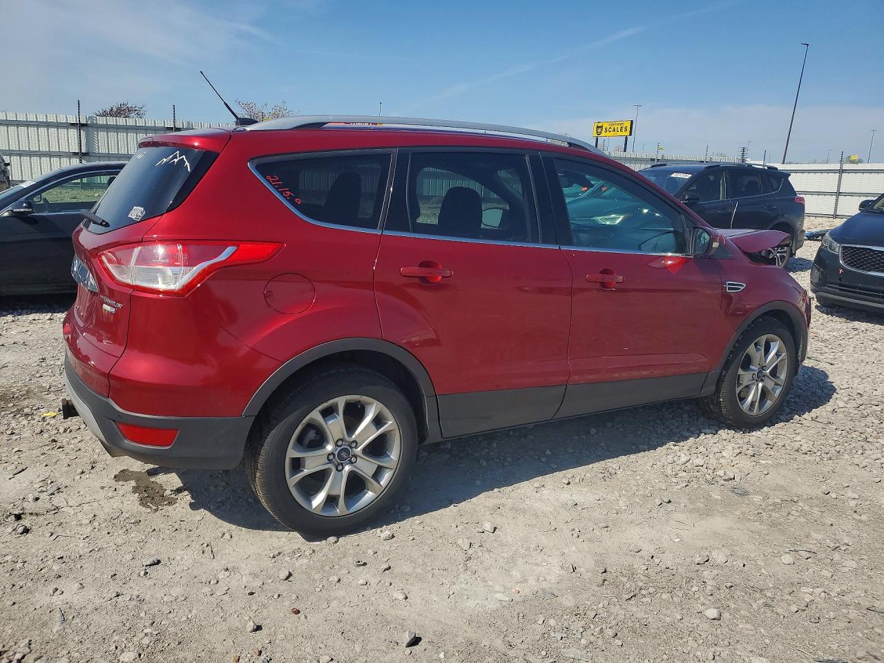 2015 Ford Escape Titanium Красный vin: 1FMCU9J9XFUC05700