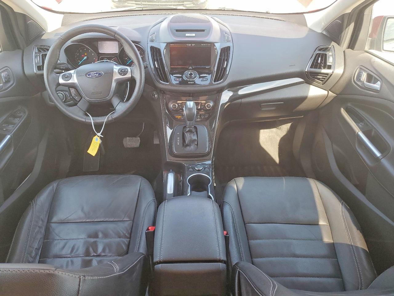 2015 Ford Escape Titanium Красный vin: 1FMCU9J9XFUC05700