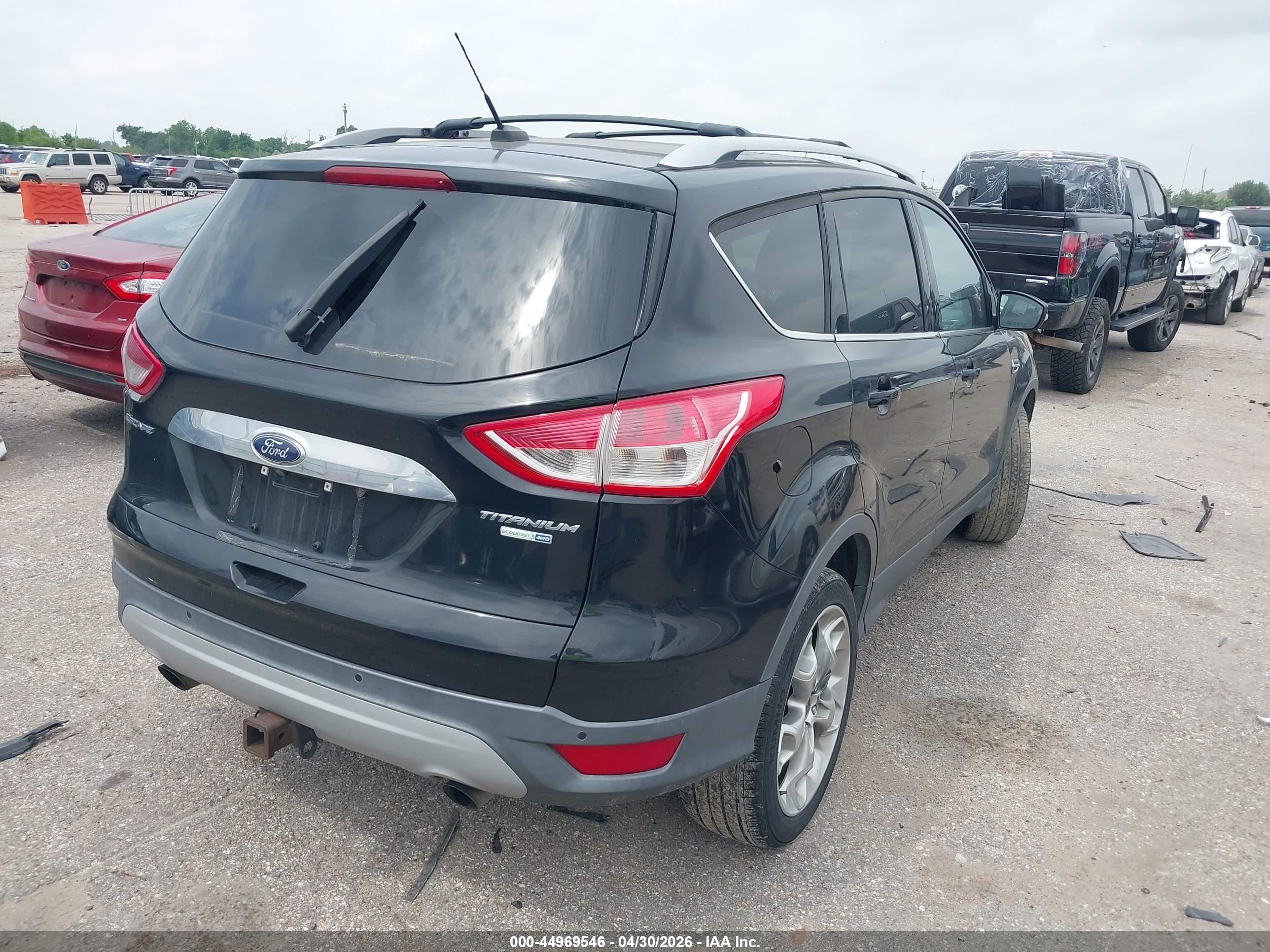 2016 Ford Escape Titanium Черный vin: 1FMCU9J9XGUC80365