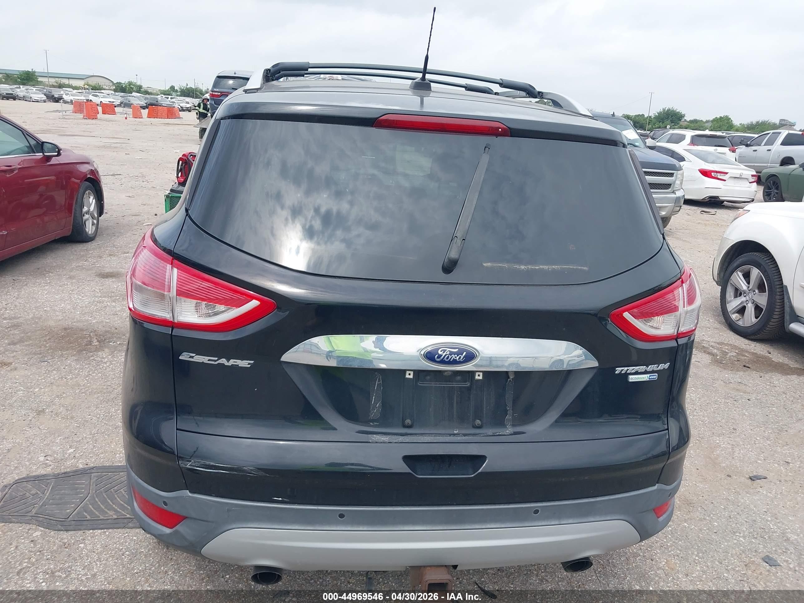 2016 Ford Escape Titanium Черный vin: 1FMCU9J9XGUC80365