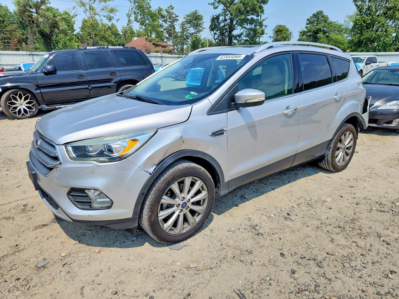 2017 Ford Escape Titanium Silver vin: 1FMCU9J9XHUD60640