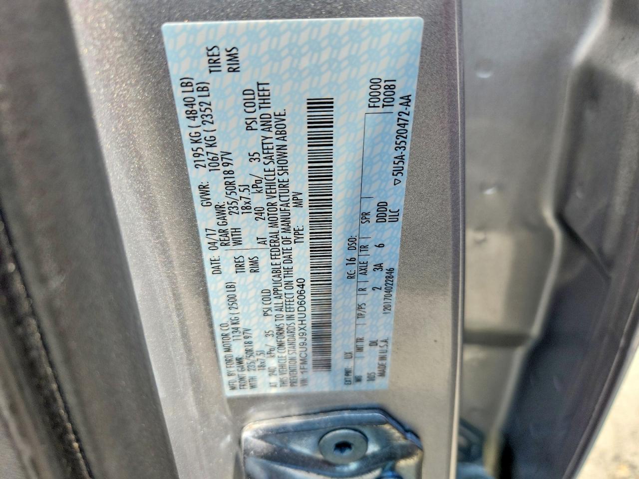 2017 Ford Escape Titanium Silver vin: 1FMCU9J9XHUD60640