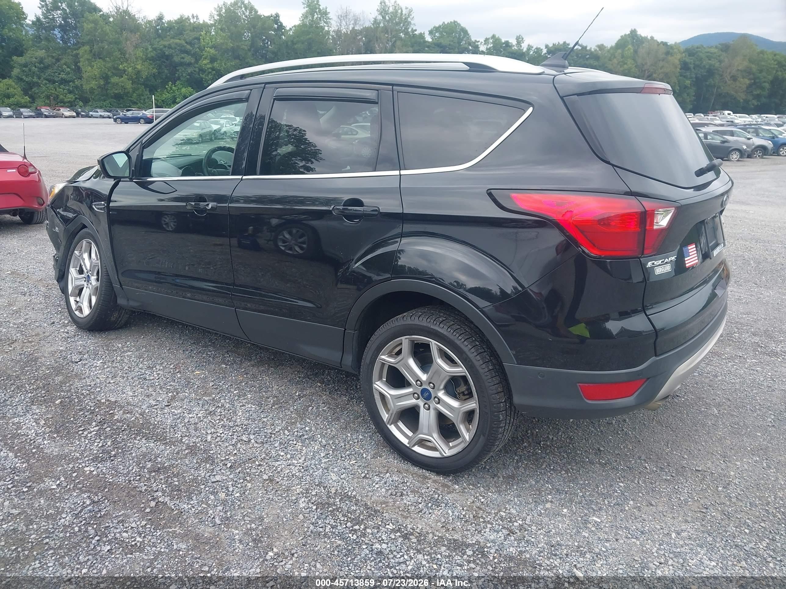2019 Ford Escape Titanium Black vin: 1FMCU9J9XKUC21115