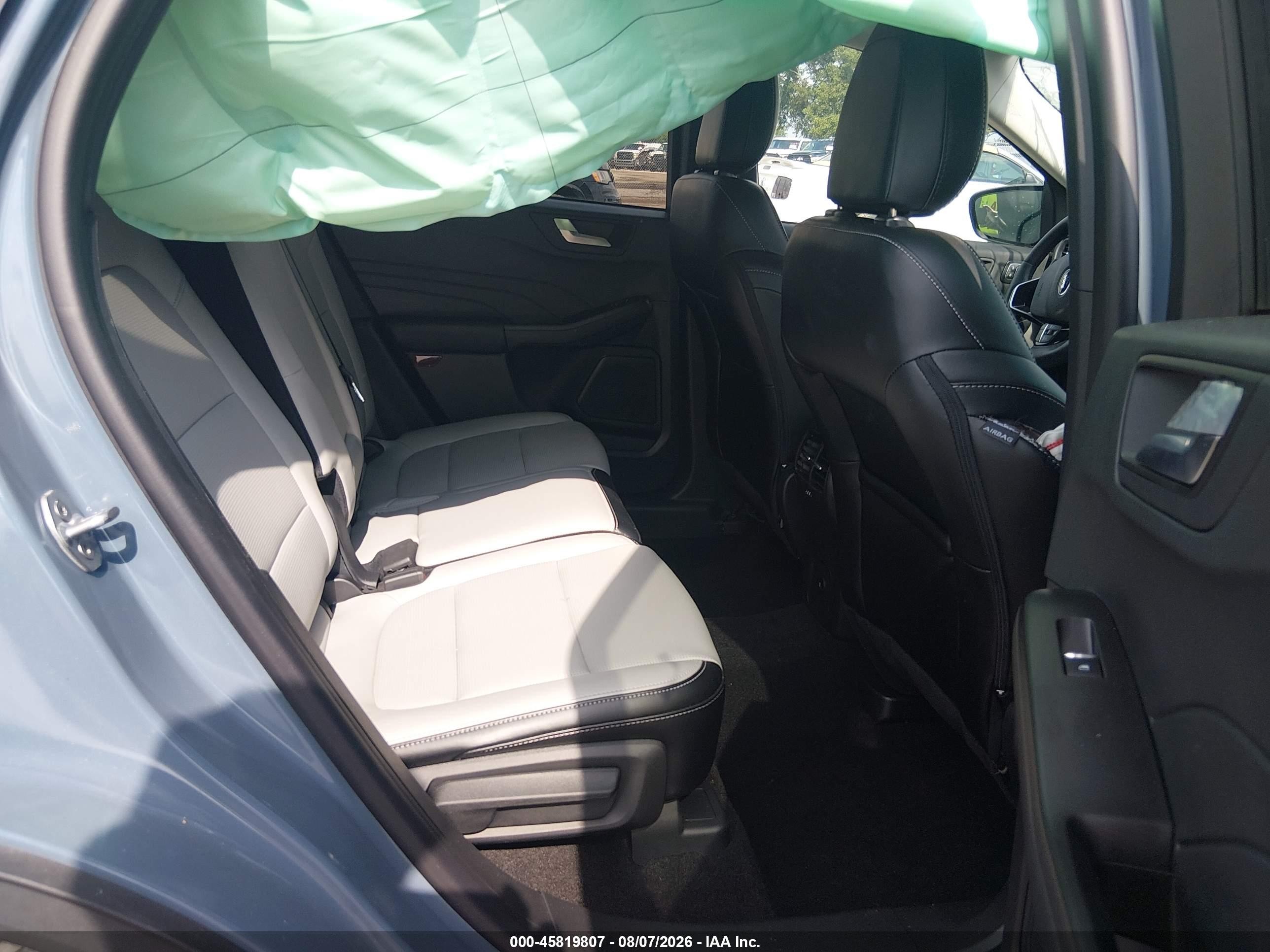 2024 Ford Escape Platinum Light Blue vin: 1FMCU9JA5RUB51656