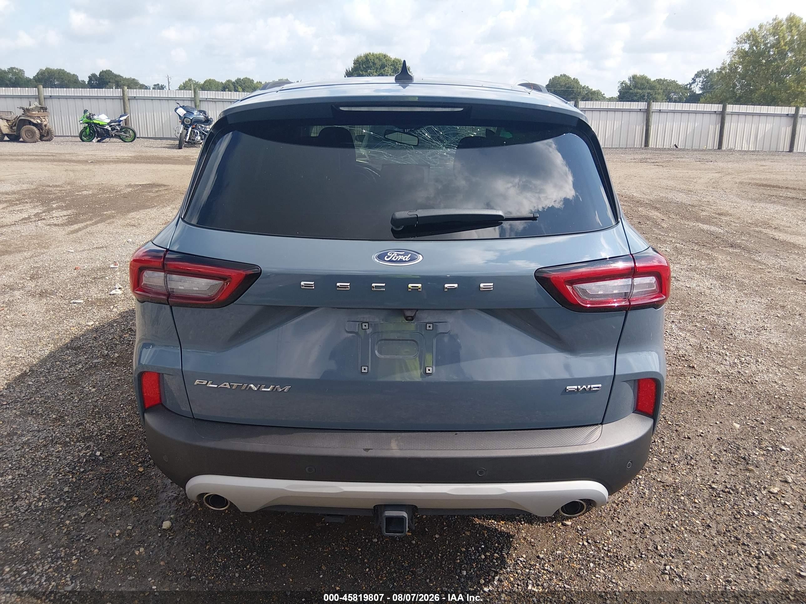 2024 Ford Escape Platinum Light Blue vin: 1FMCU9JA5RUB51656