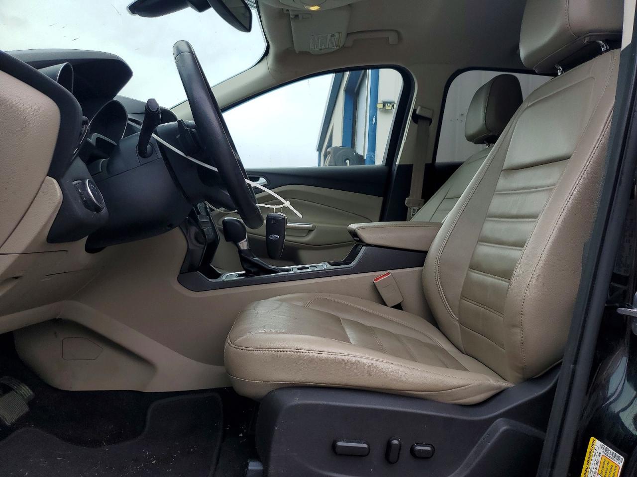 2017 Ford Escape Titanium Black vin: 1FMCU9JD0HUA59136