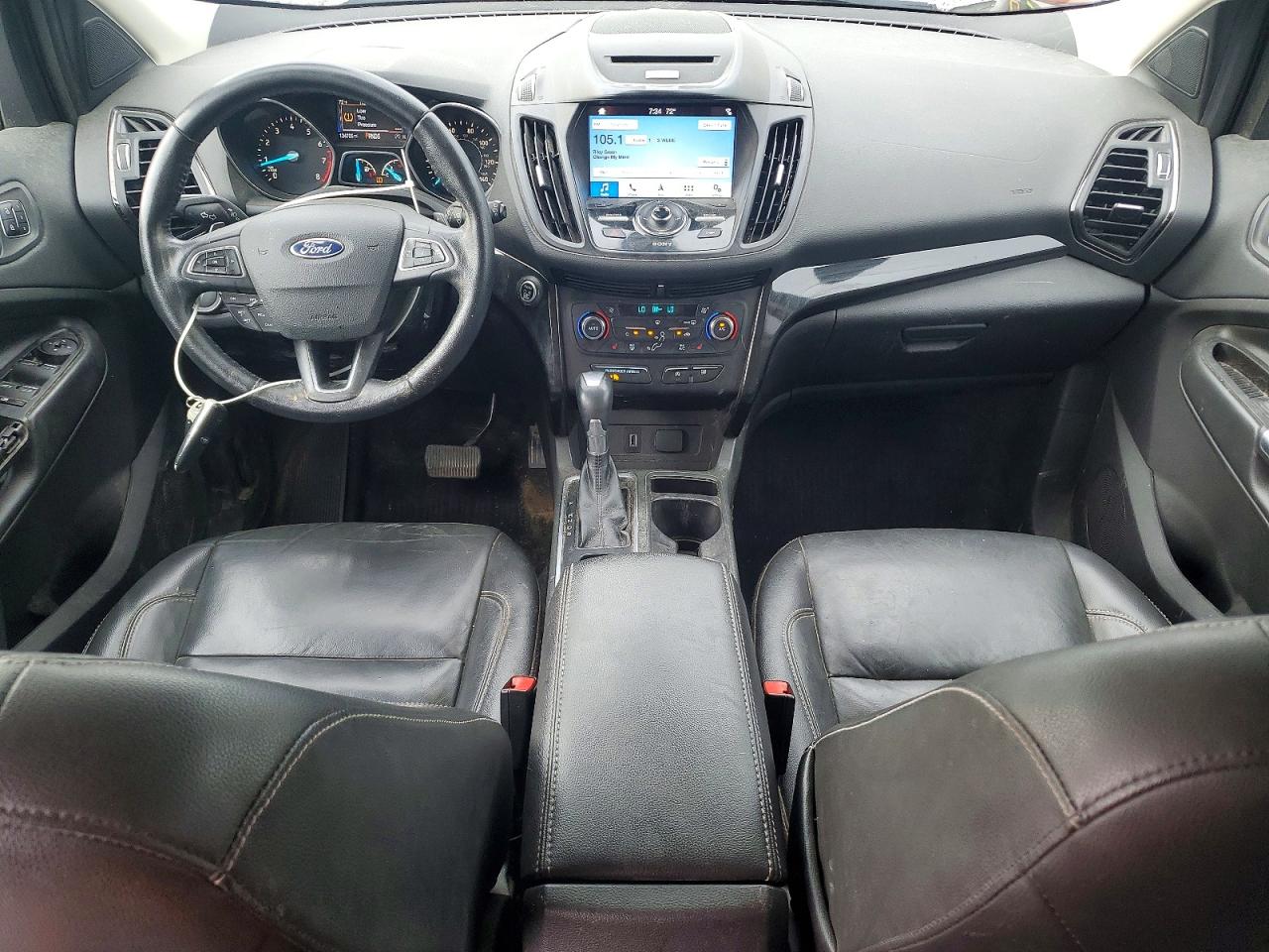 2017 Ford Escape Titanium Silver vin: 1FMCU9JD2HUC21798