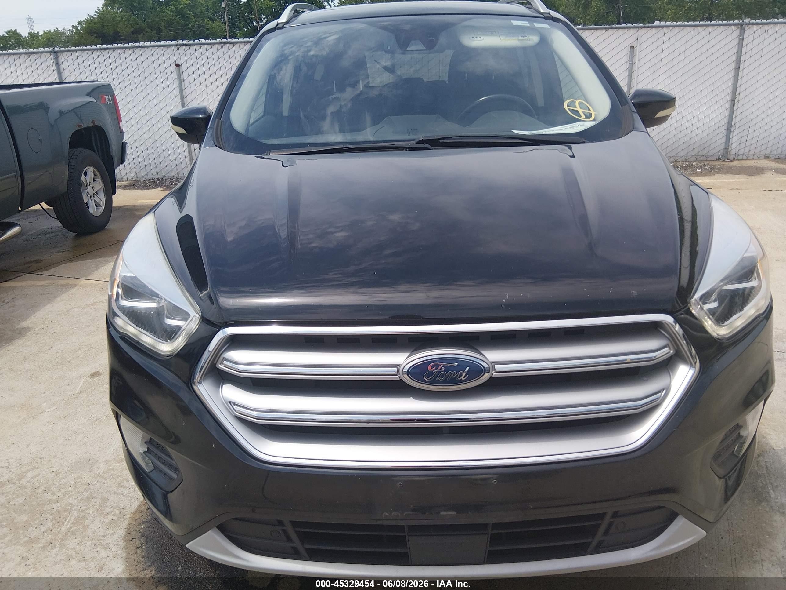 2017 Ford Escape Titanium Black vin: 1FMCU9JD7HUC09078