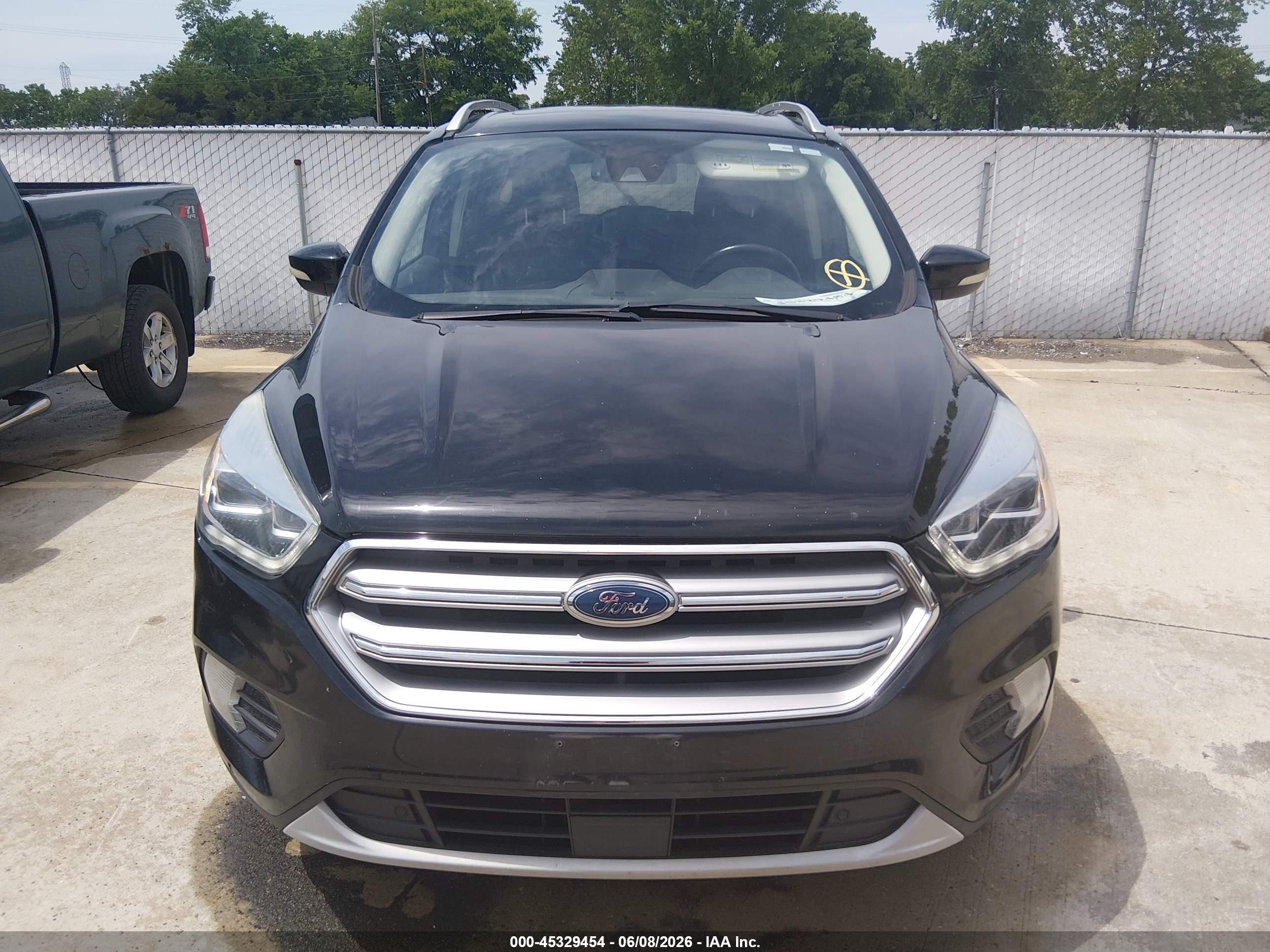 2017 Ford Escape Titanium Black vin: 1FMCU9JD7HUC09078