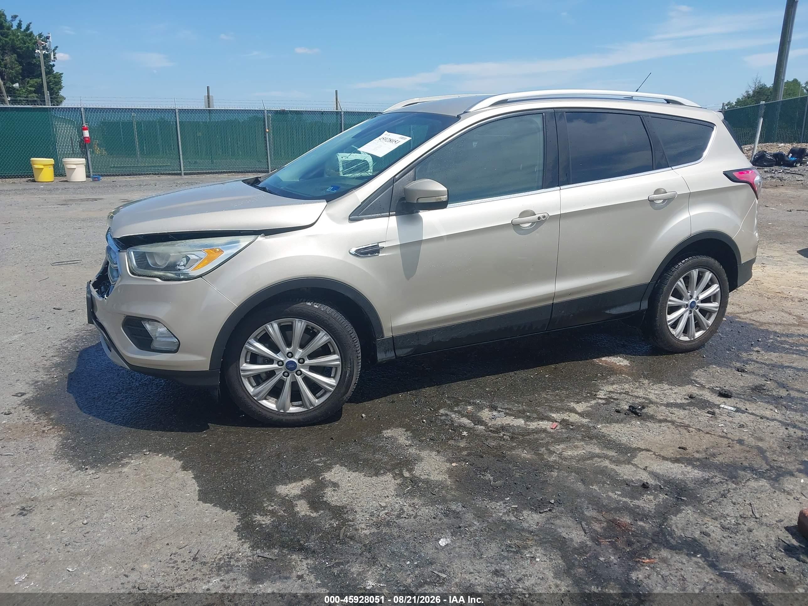 2017 Ford Escape Titanium Gold vin: 1FMCU9JD7HUC41125