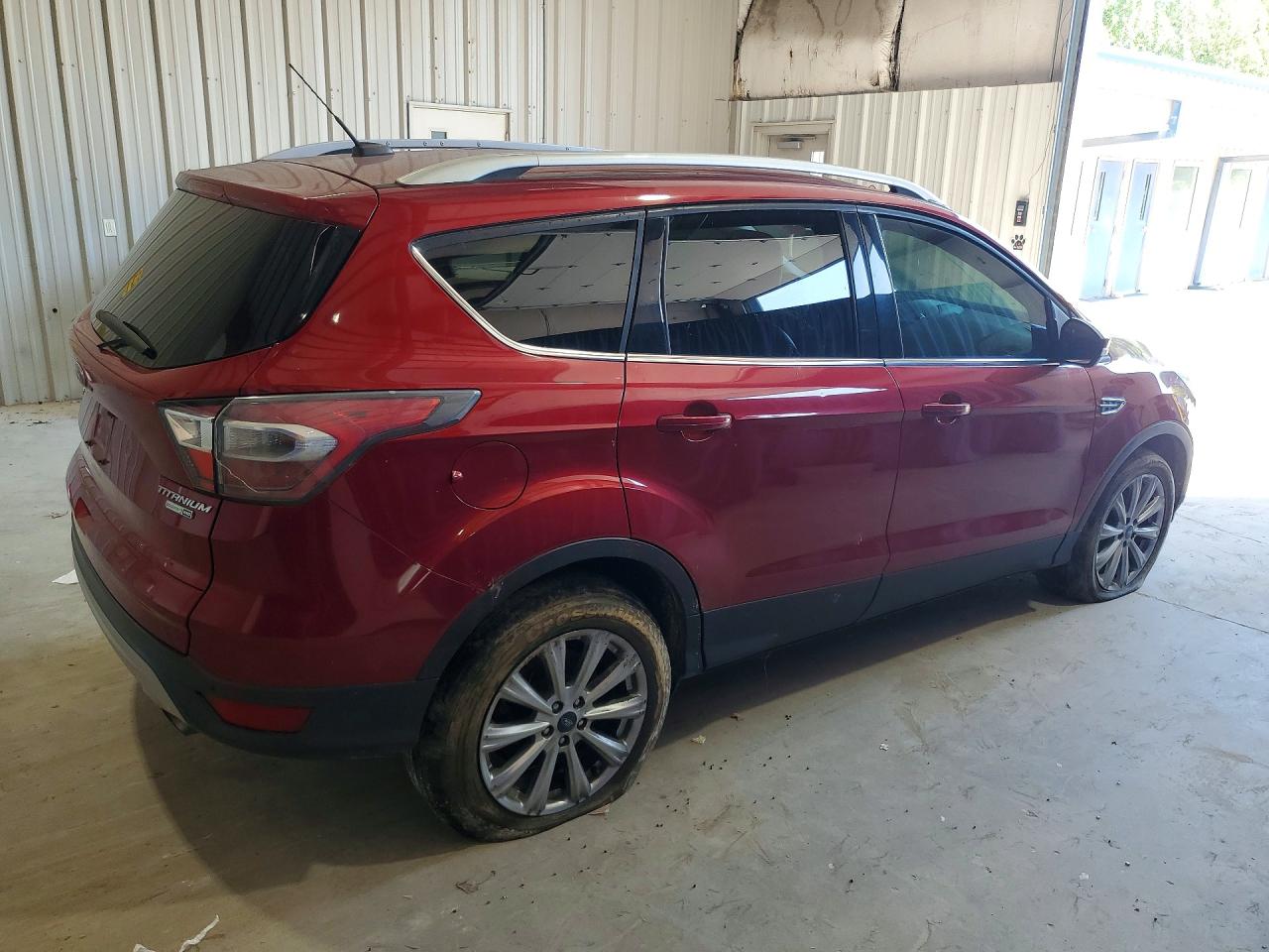 2017 Ford Escape Maroon vin: 1FMCU9JD8HUB58691