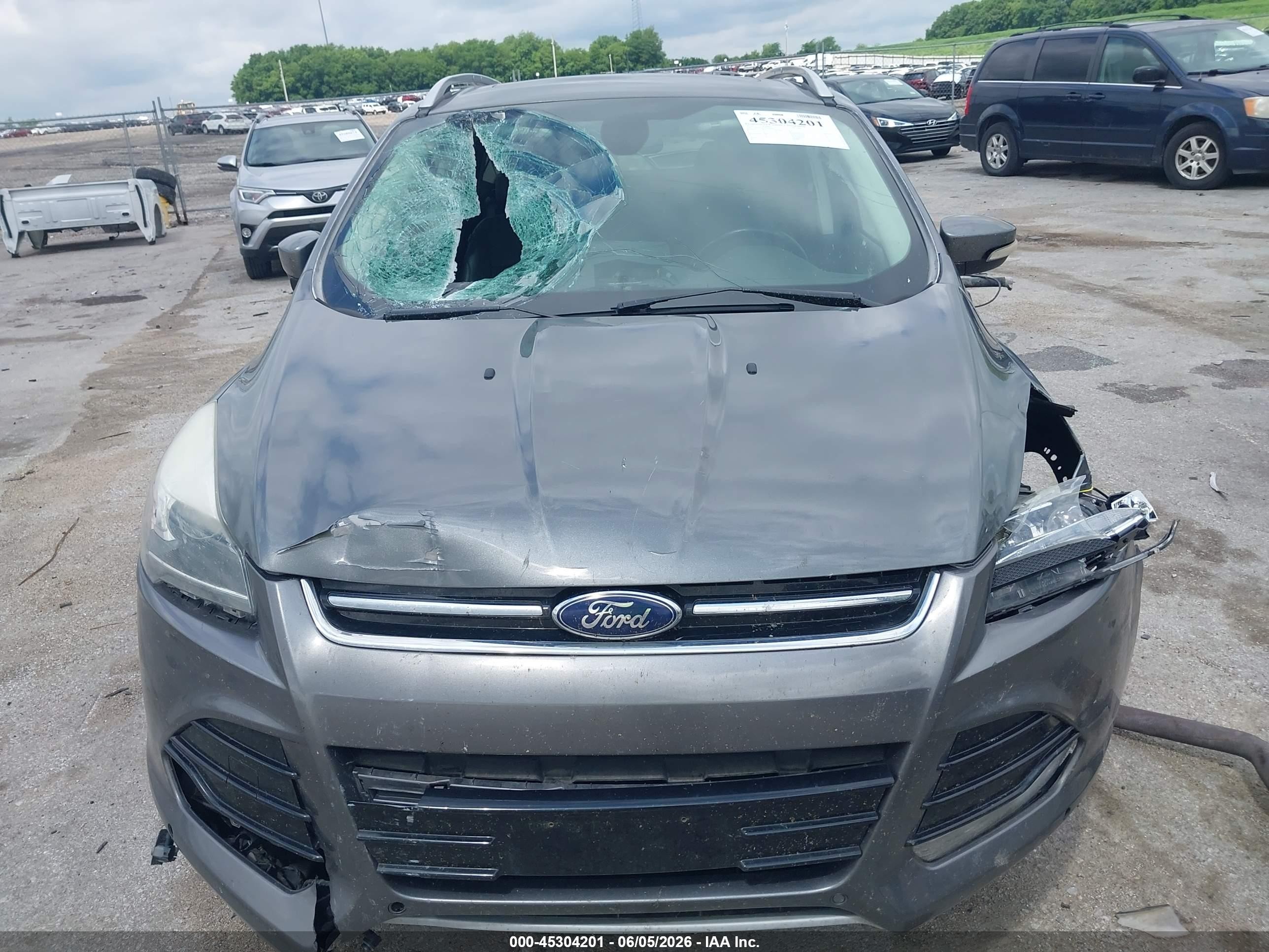 2014 Ford Escape Titanium Gray vin: 1FMCU9JX0EUA78601
