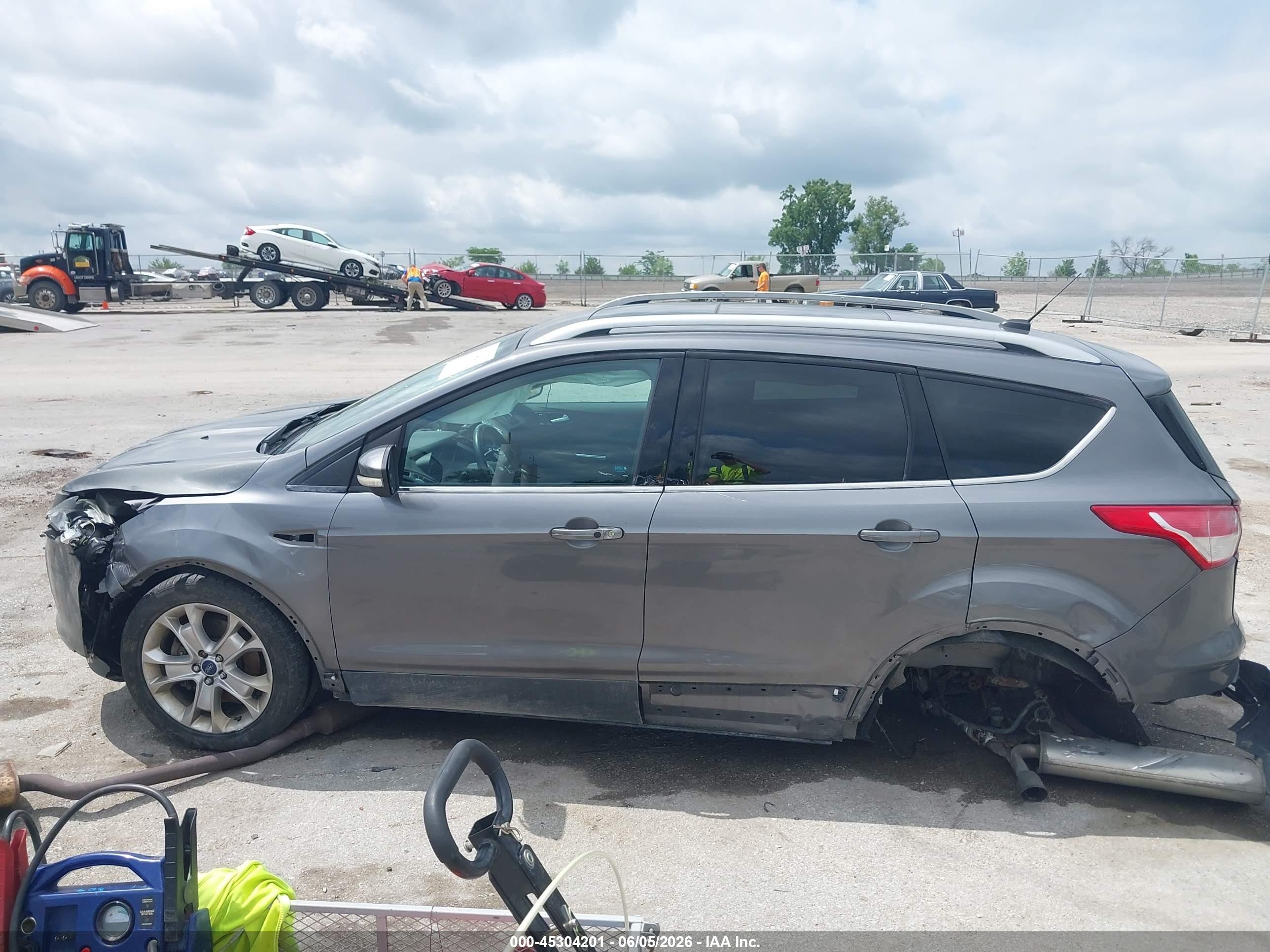 2014 Ford Escape Titanium Gray vin: 1FMCU9JX0EUA78601